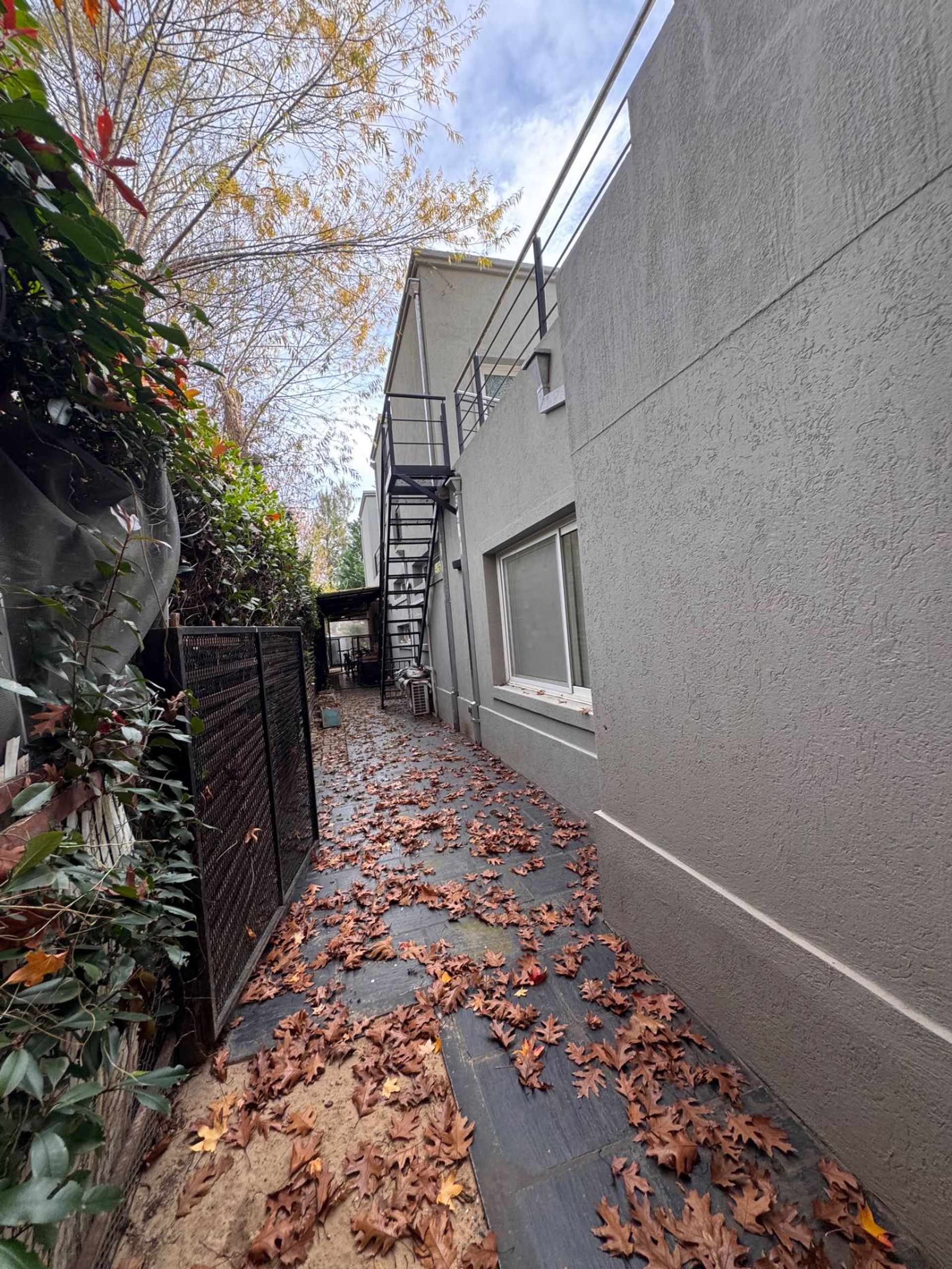 Casa 7 Amb Con Pileta Barrio Priv Sta Maria Tigre
