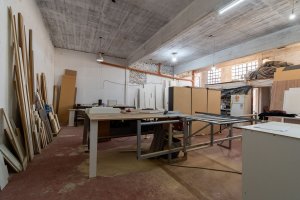 Warehouse Sale in West Florida