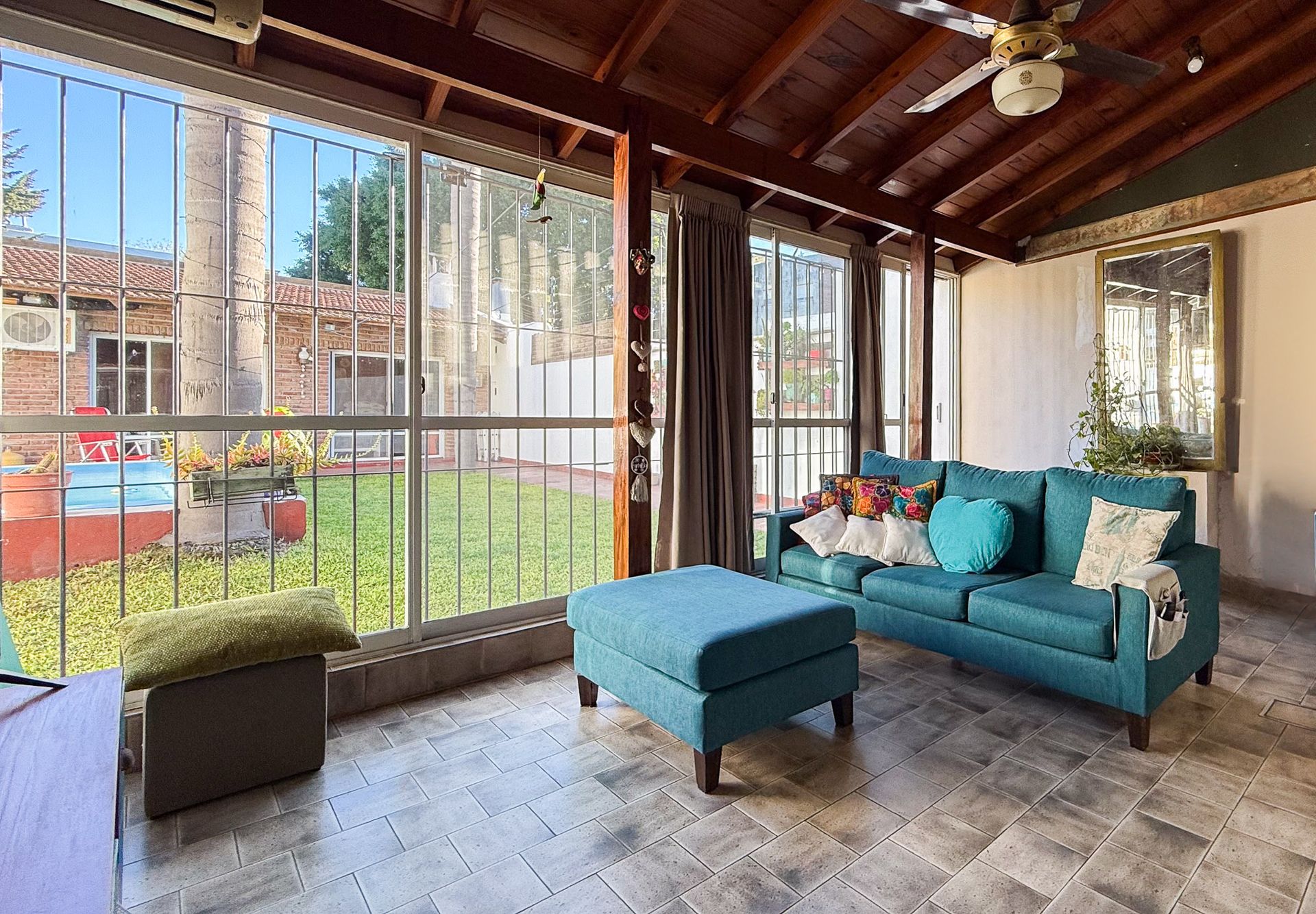 Vende Casa 5 Amb/A. Credito/Permuta/Multifamilia