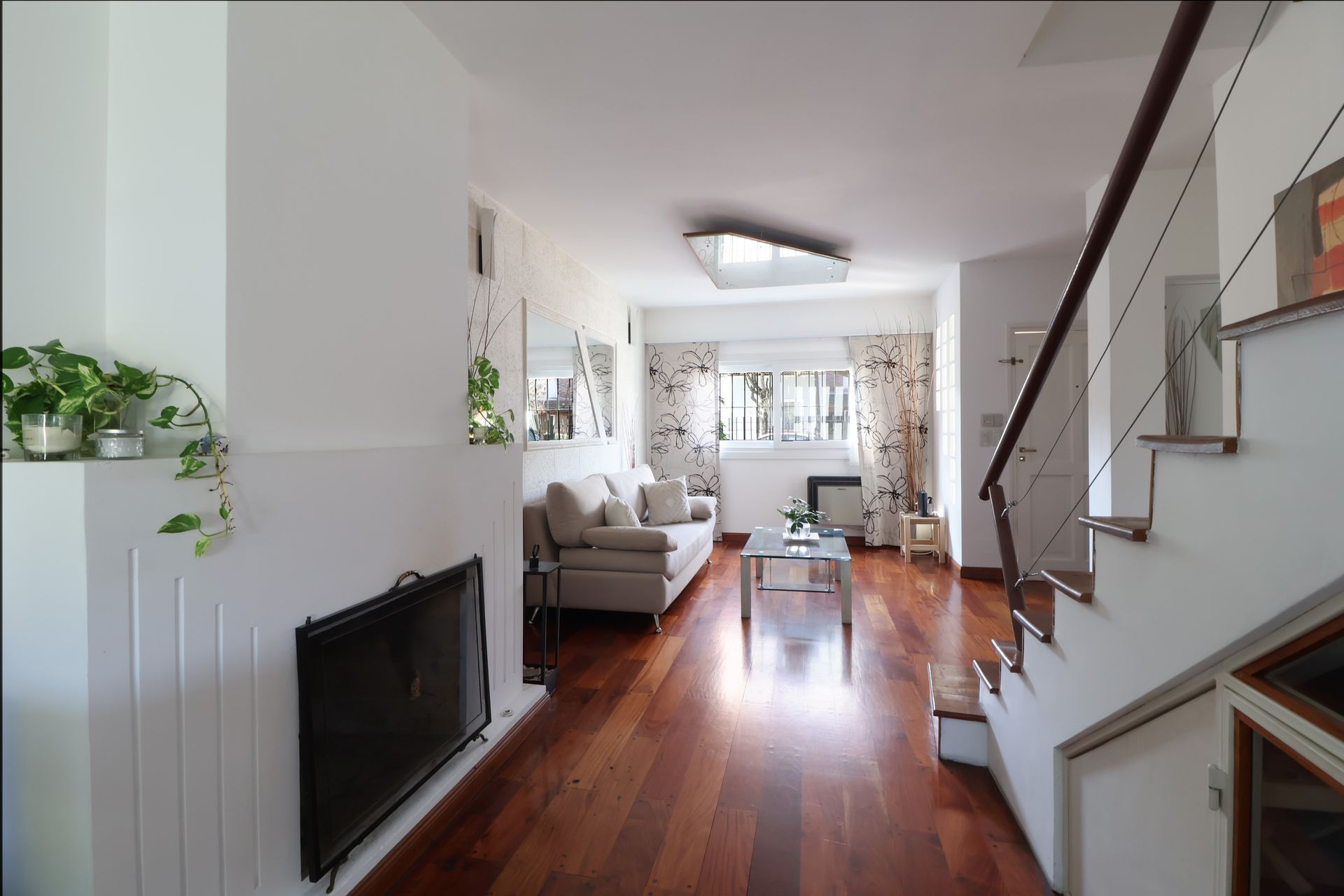Venta Triplex Olivos Cochera Parque con Parrilla