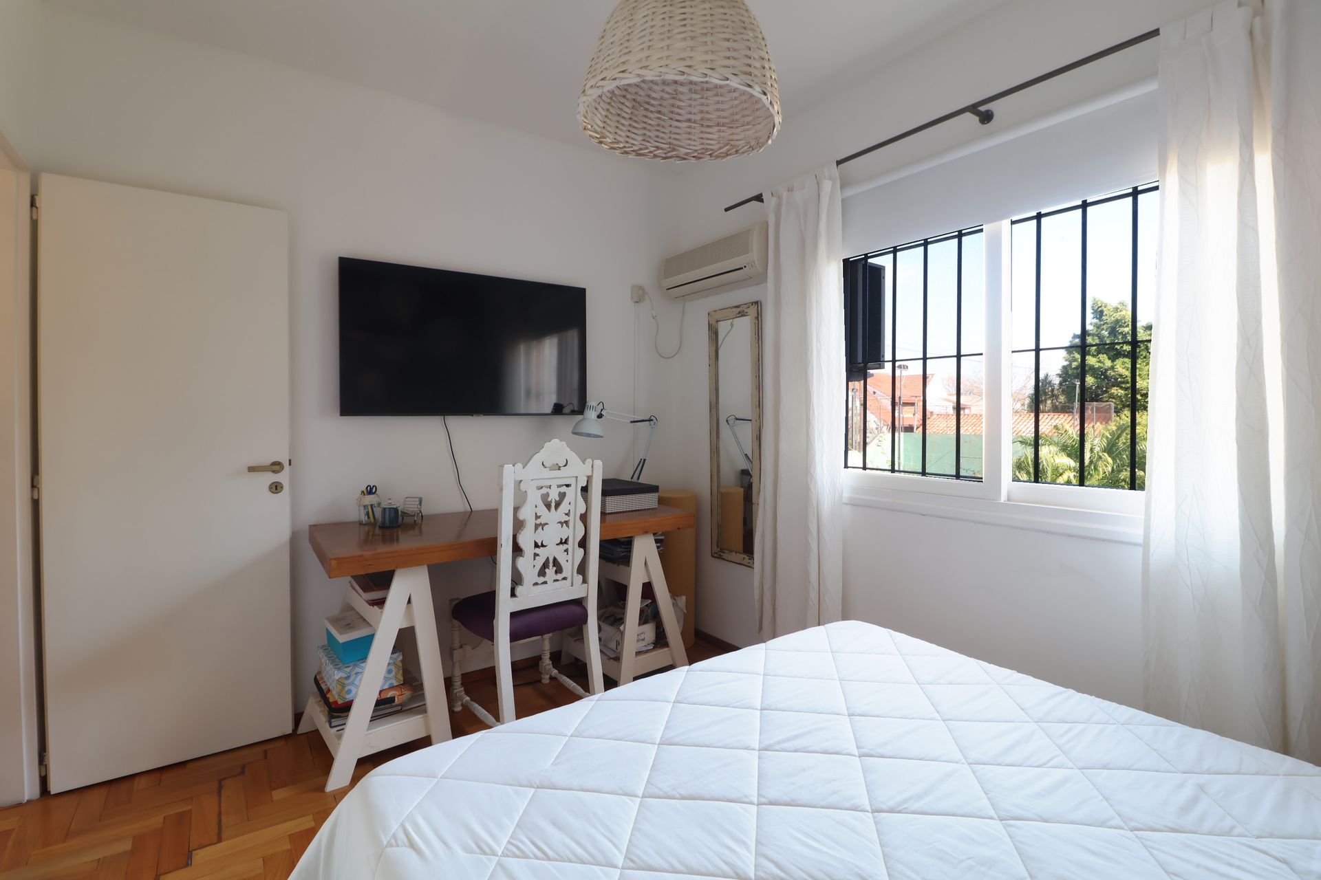Venta Triplex Olivos Cochera Parque con Parrilla