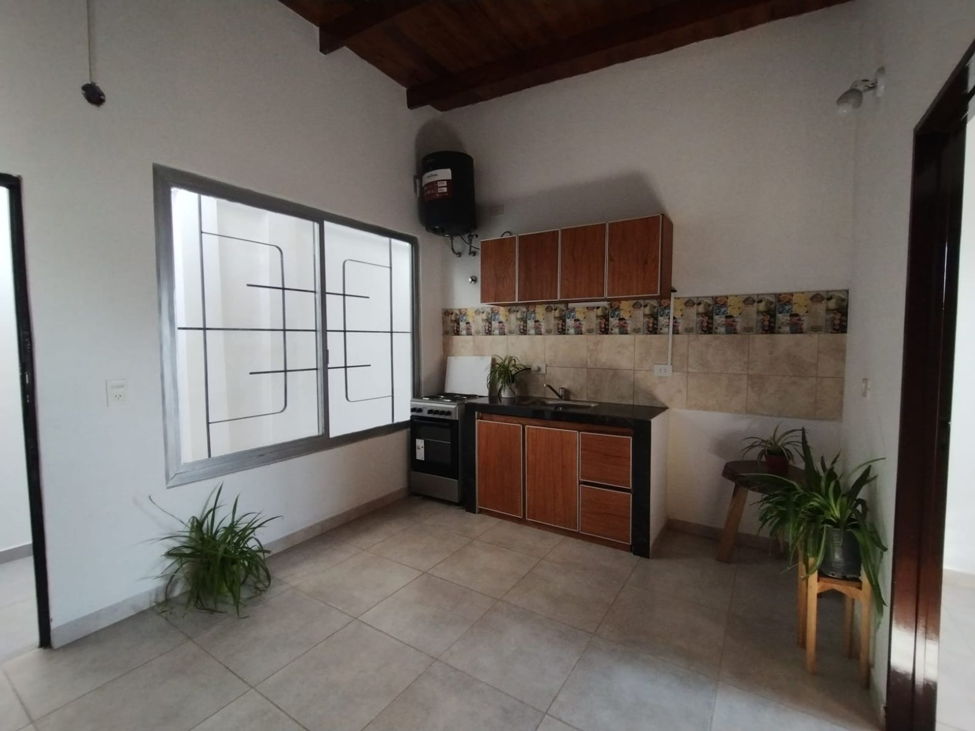 ALQUILER - PH 2 Ambientes, 1° piso. Villa Adelina