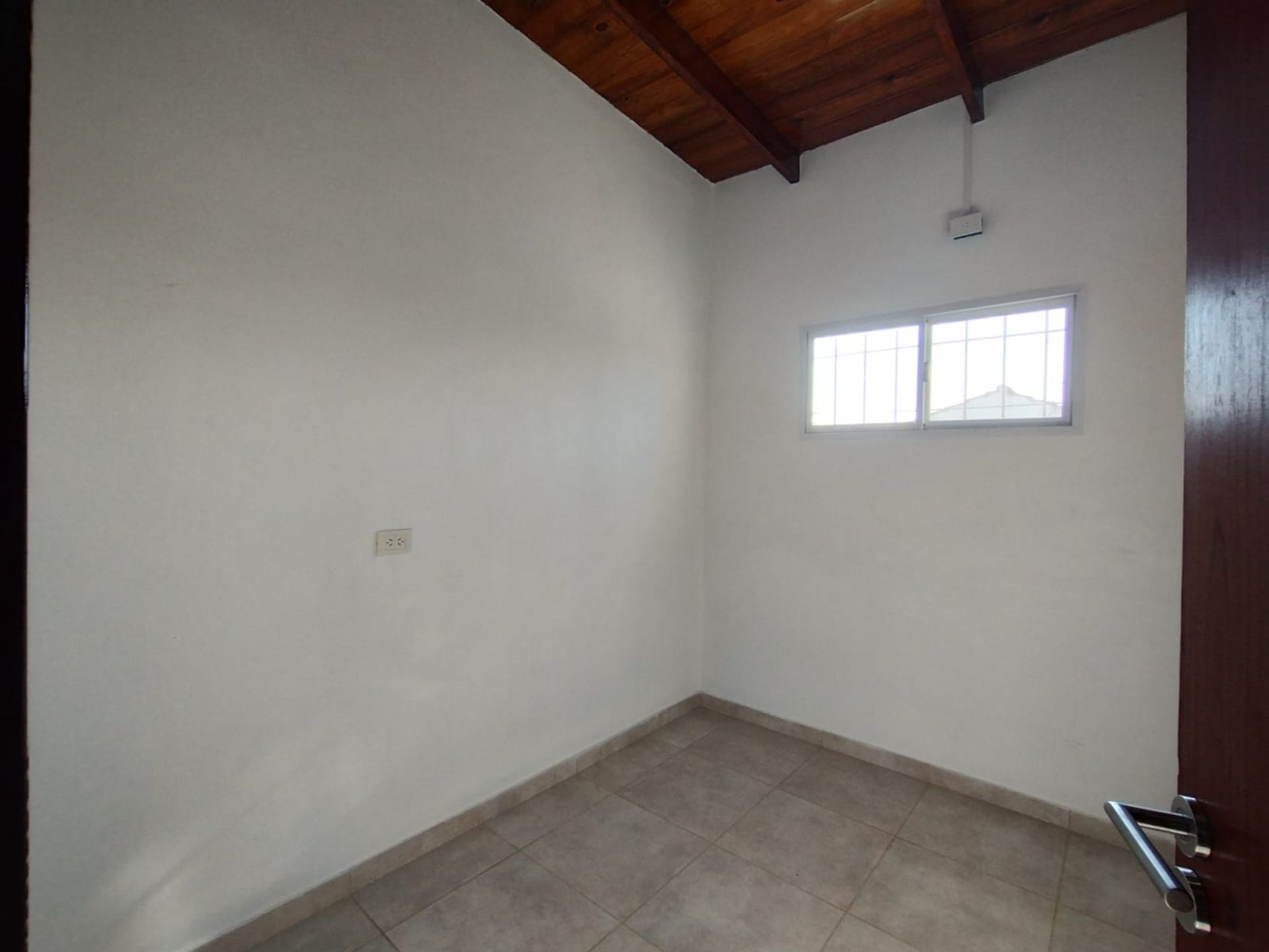 ALQUILER - PH 2 Ambientes, 1° piso. Villa Adelina