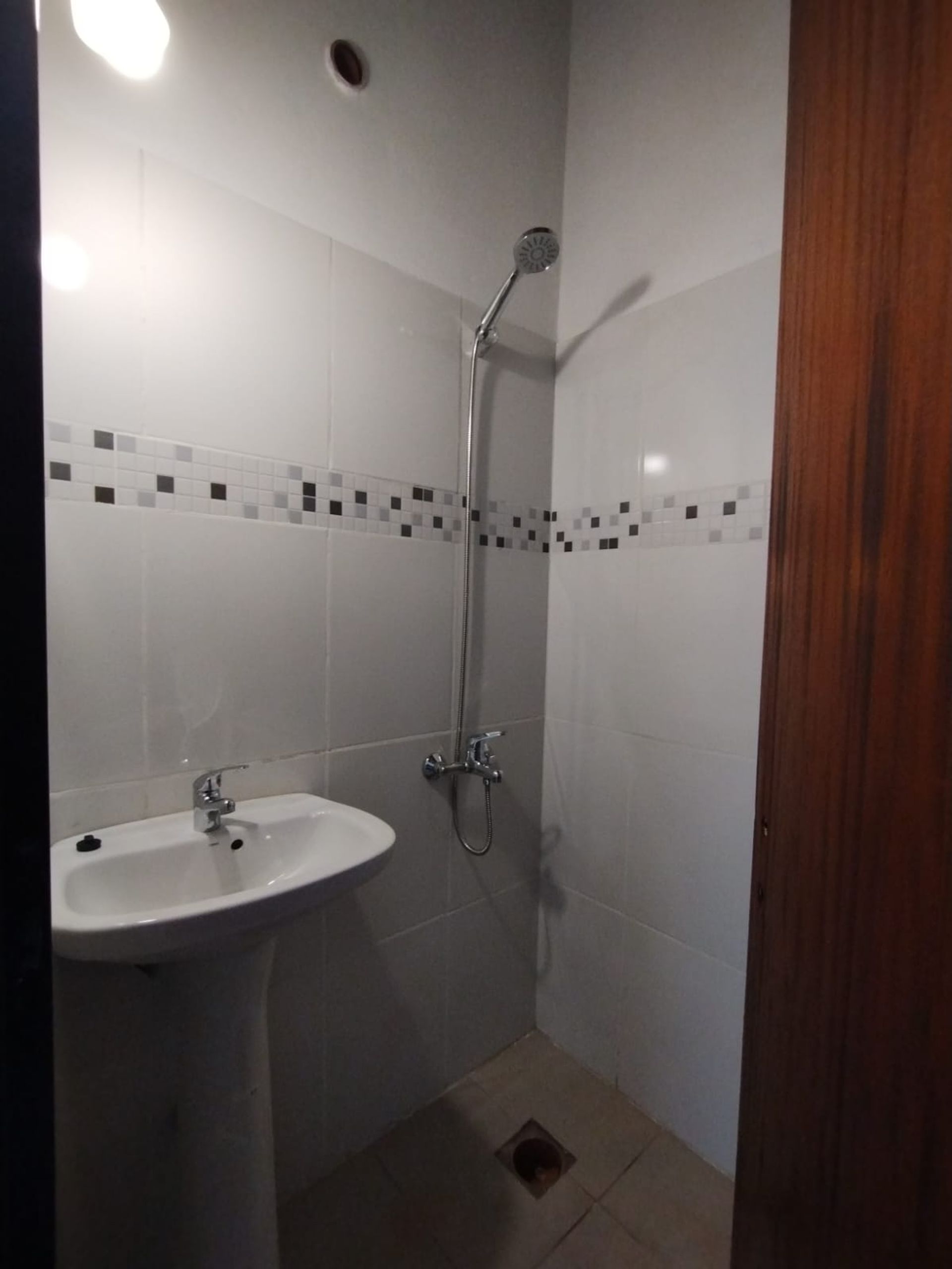 ALQUILER - PH 2 Ambientes, 1° piso. Villa Adelina