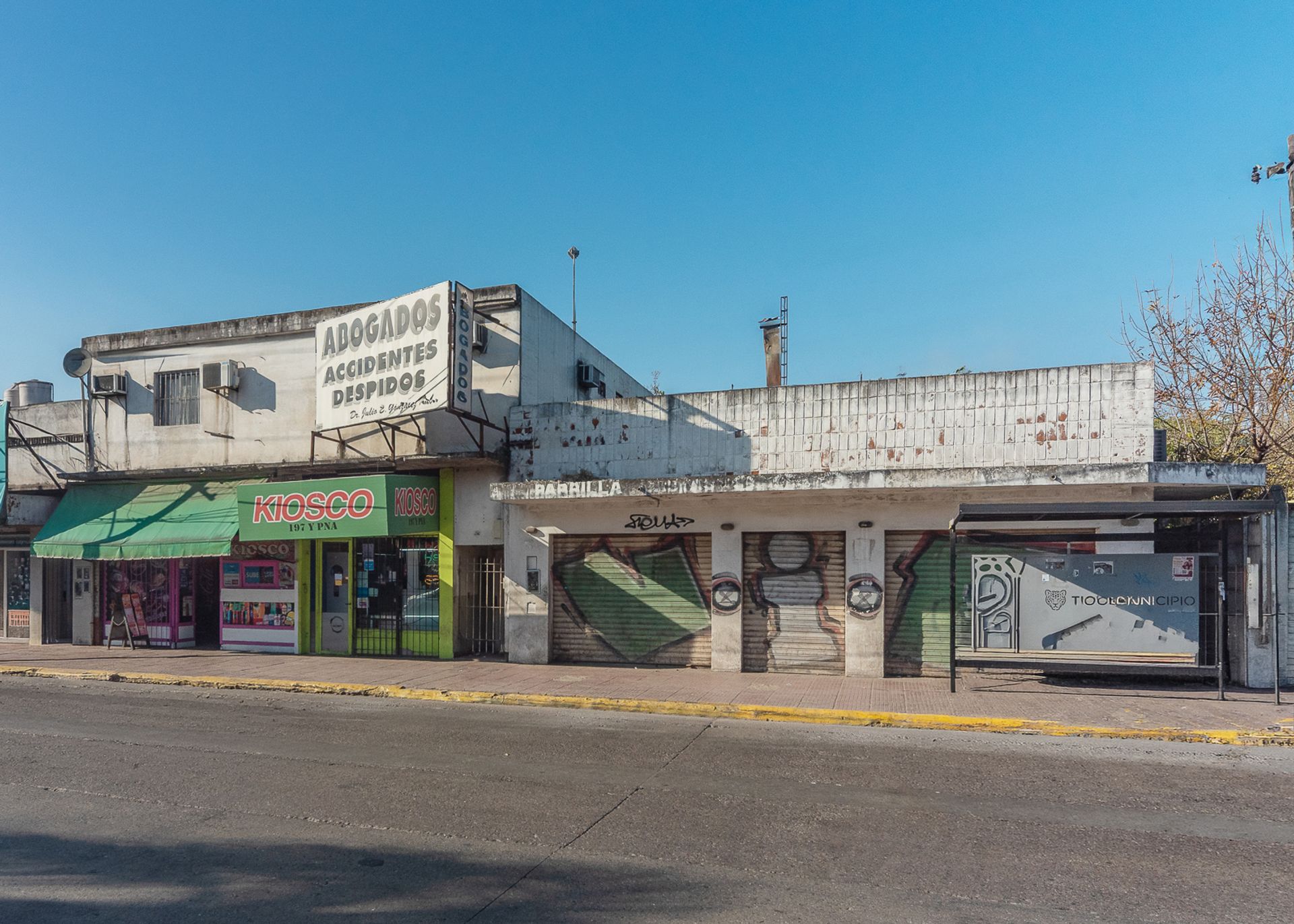 Venta edif. bloque H. Irigoyen y Panamericana