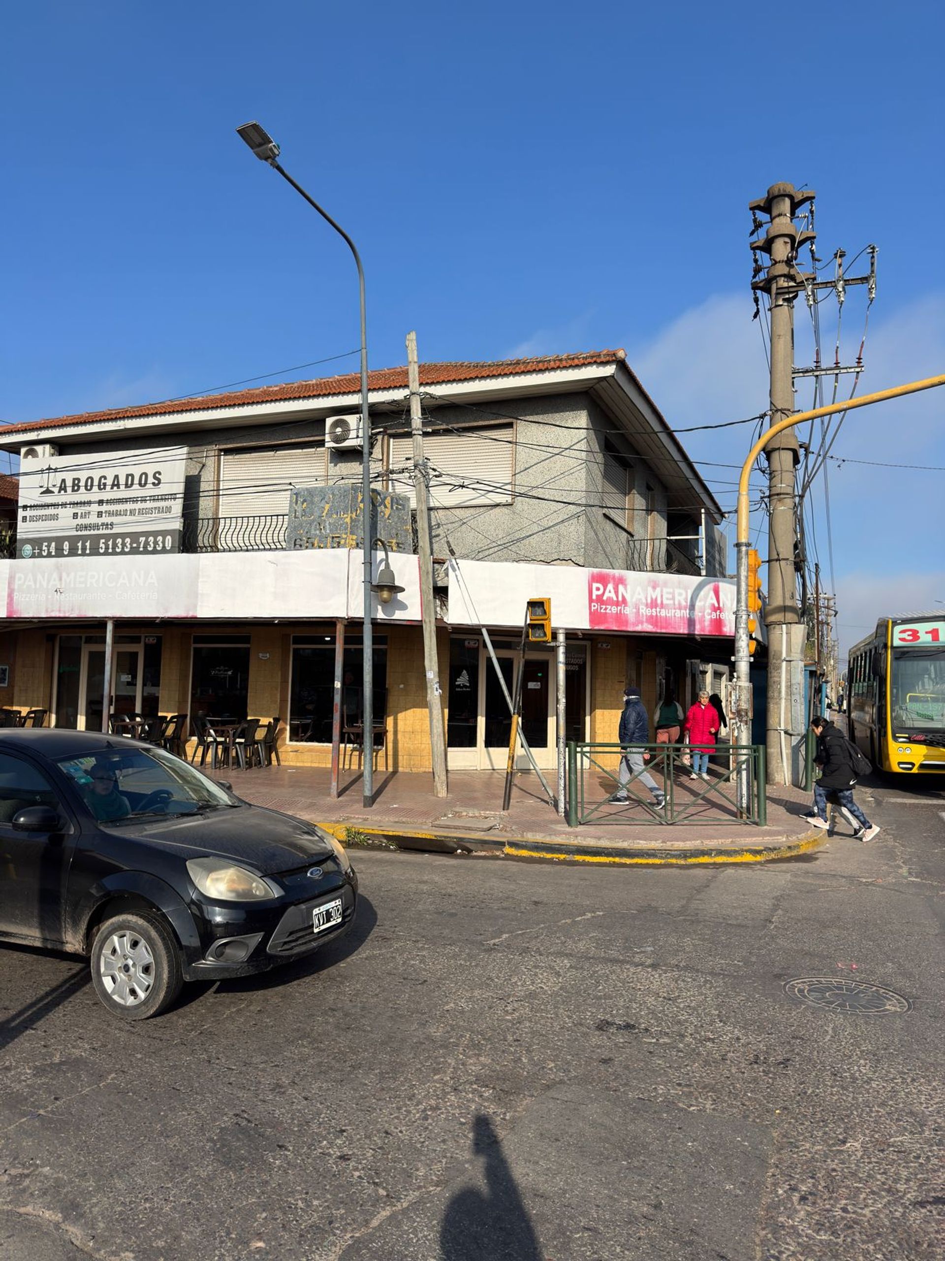 Venta edif. bloque H. Irigoyen y Panamericana
