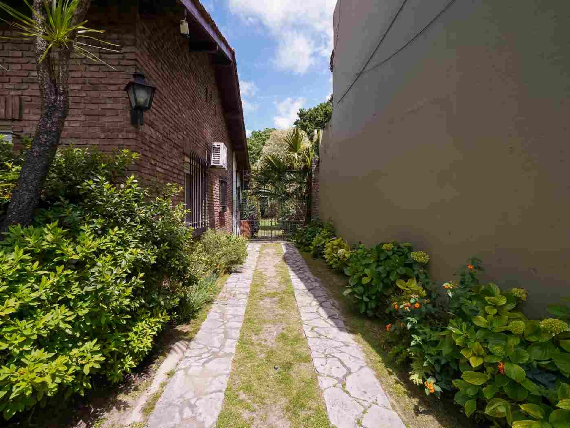 Casa apta desarrollo multifamiliar venta Olivos