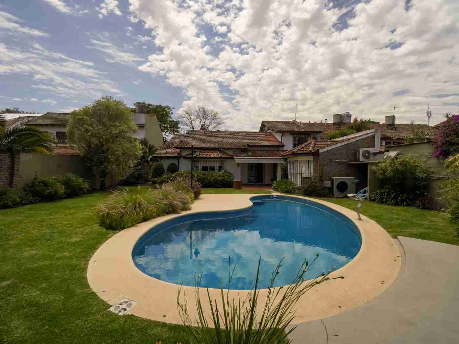 Casa apta desarrollo multifamiliar venta Olivos