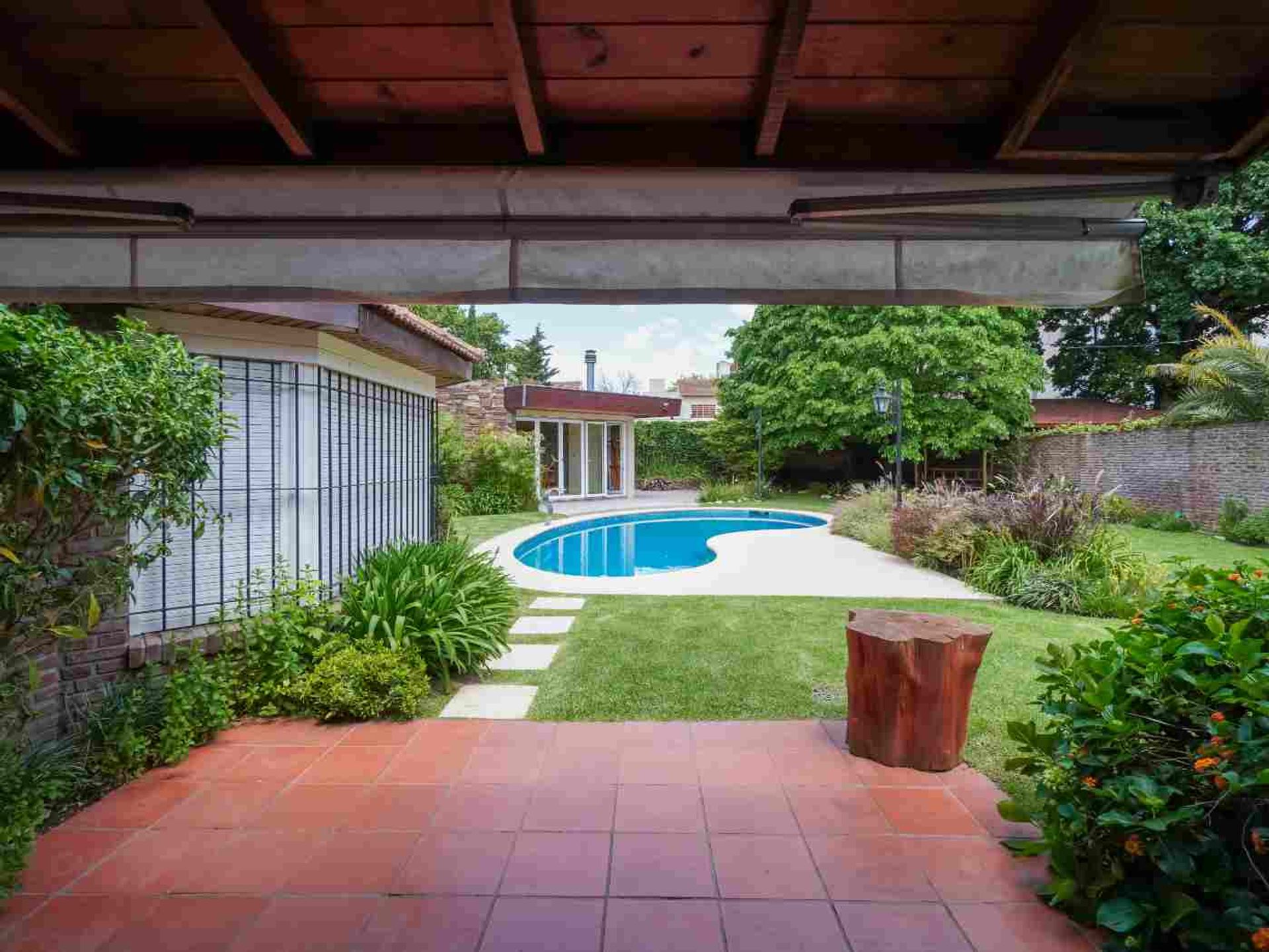 Casa apta desarrollo multifamiliar venta Olivos