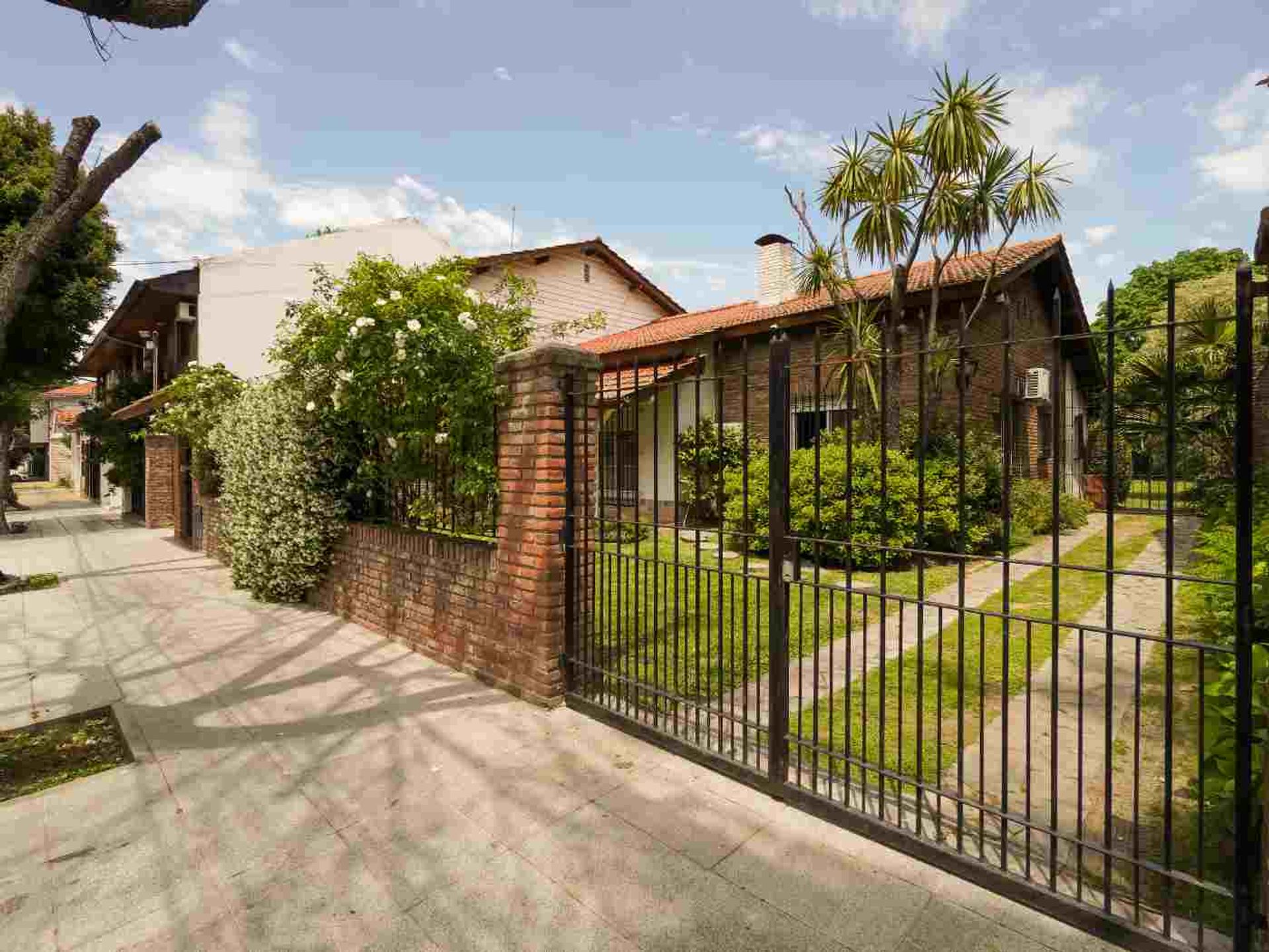 Casa apta desarrollo multifamiliar venta Olivos