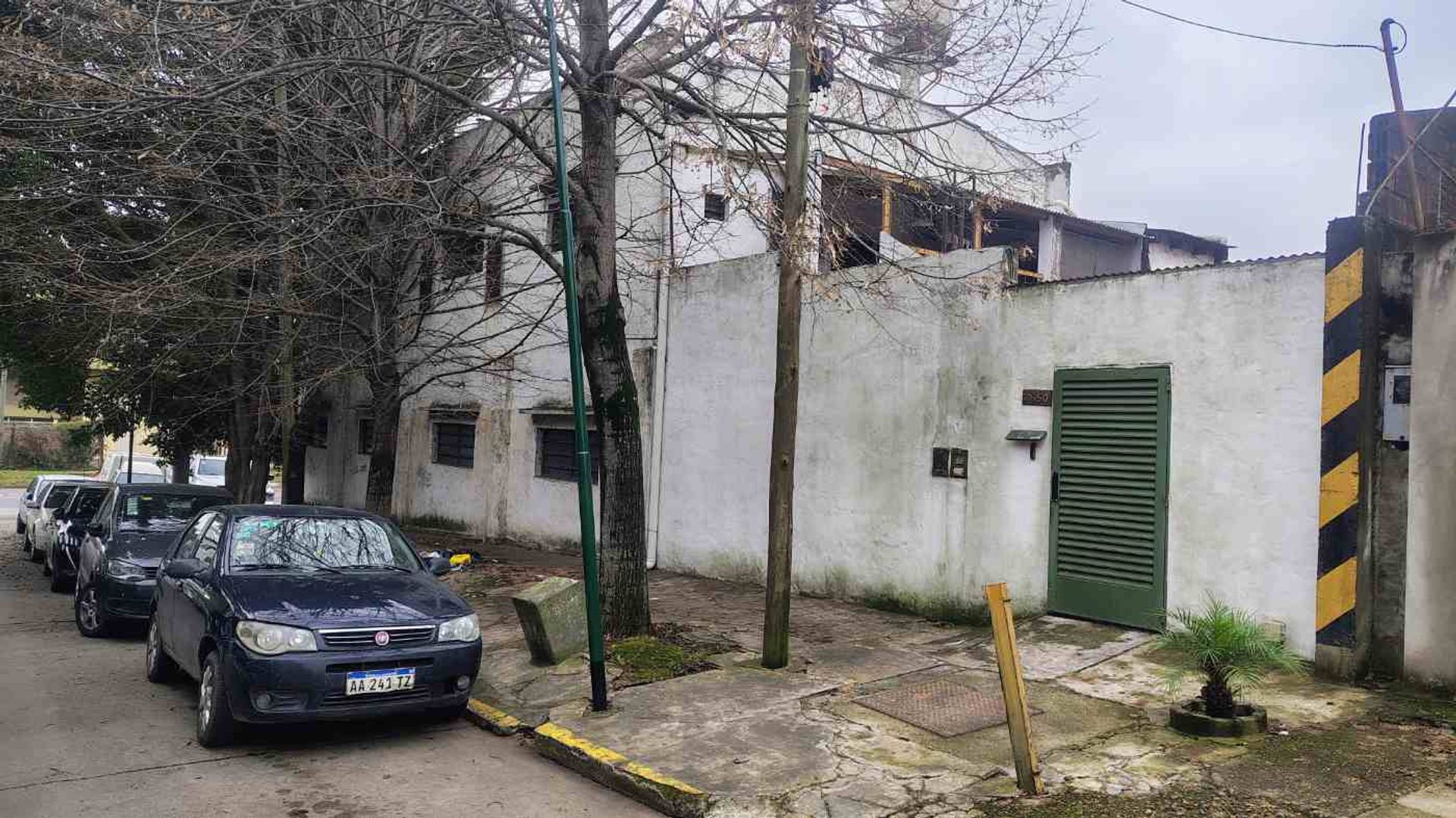 Venta Taller/Galpón Beccar + 7 Monoambientes Indep