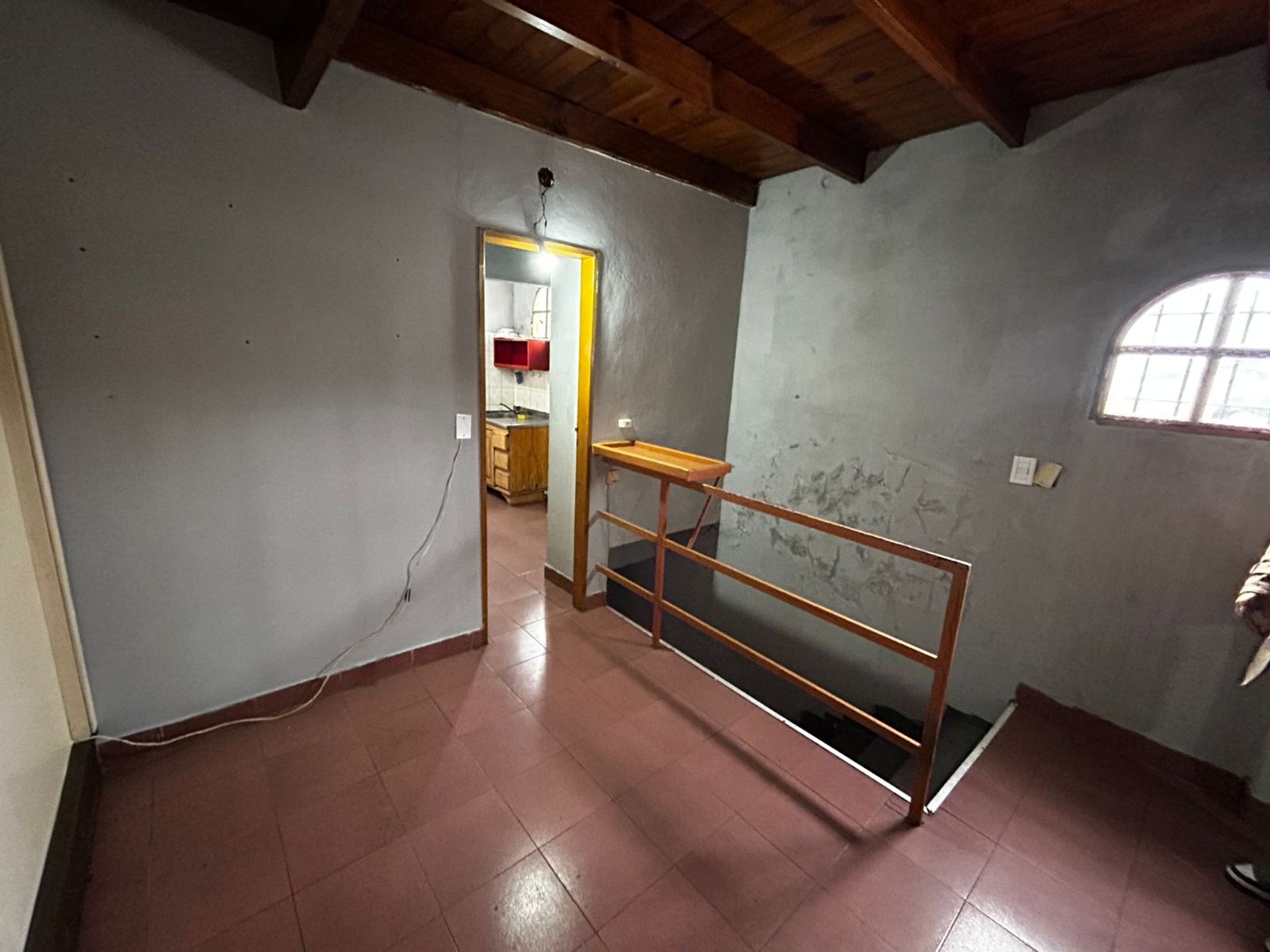 Venta Taller/Galpón Beccar + 7 Monoambientes Indep