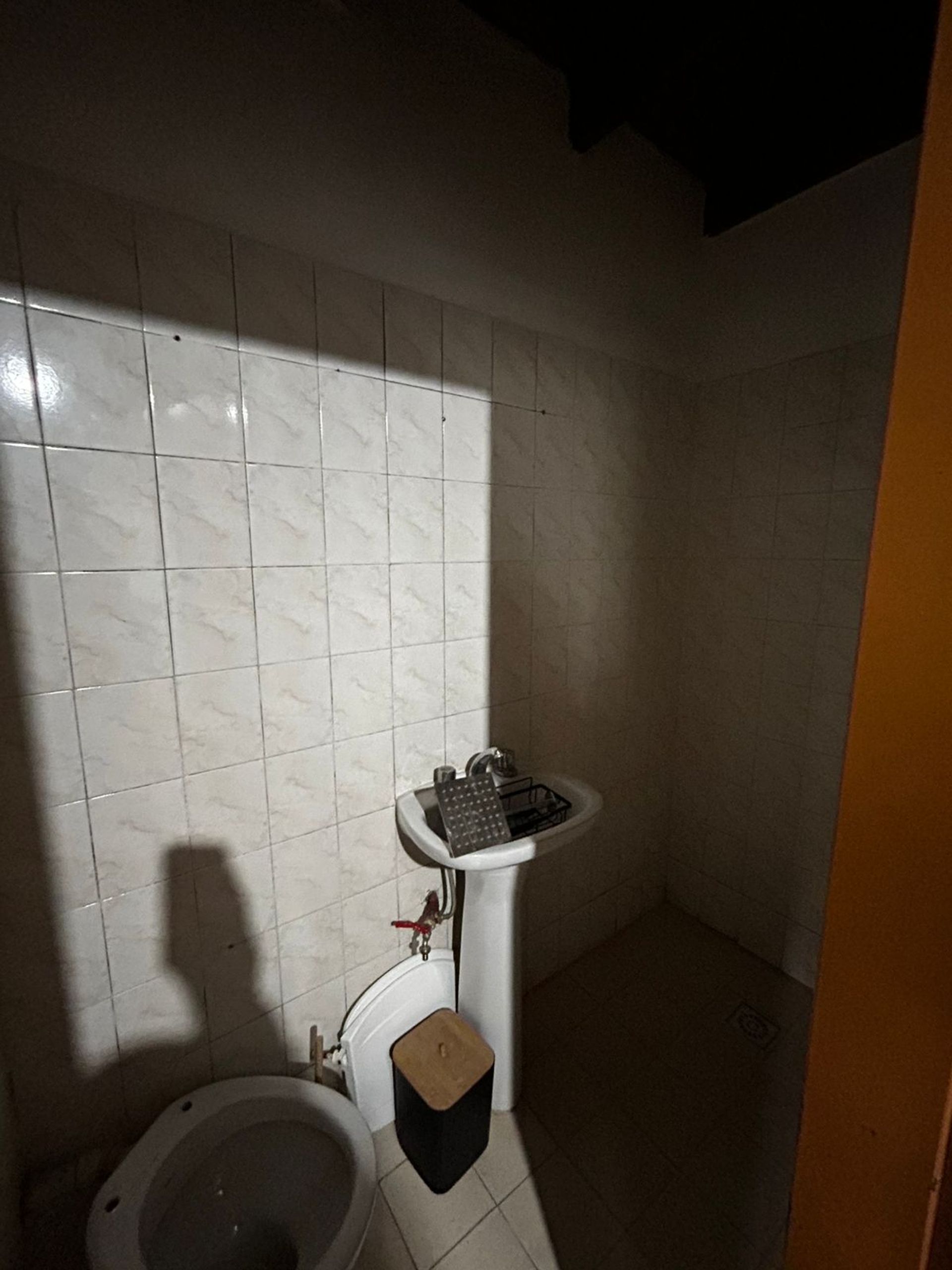 Venta Taller/Galpón Beccar + 7 Monoambientes Indep