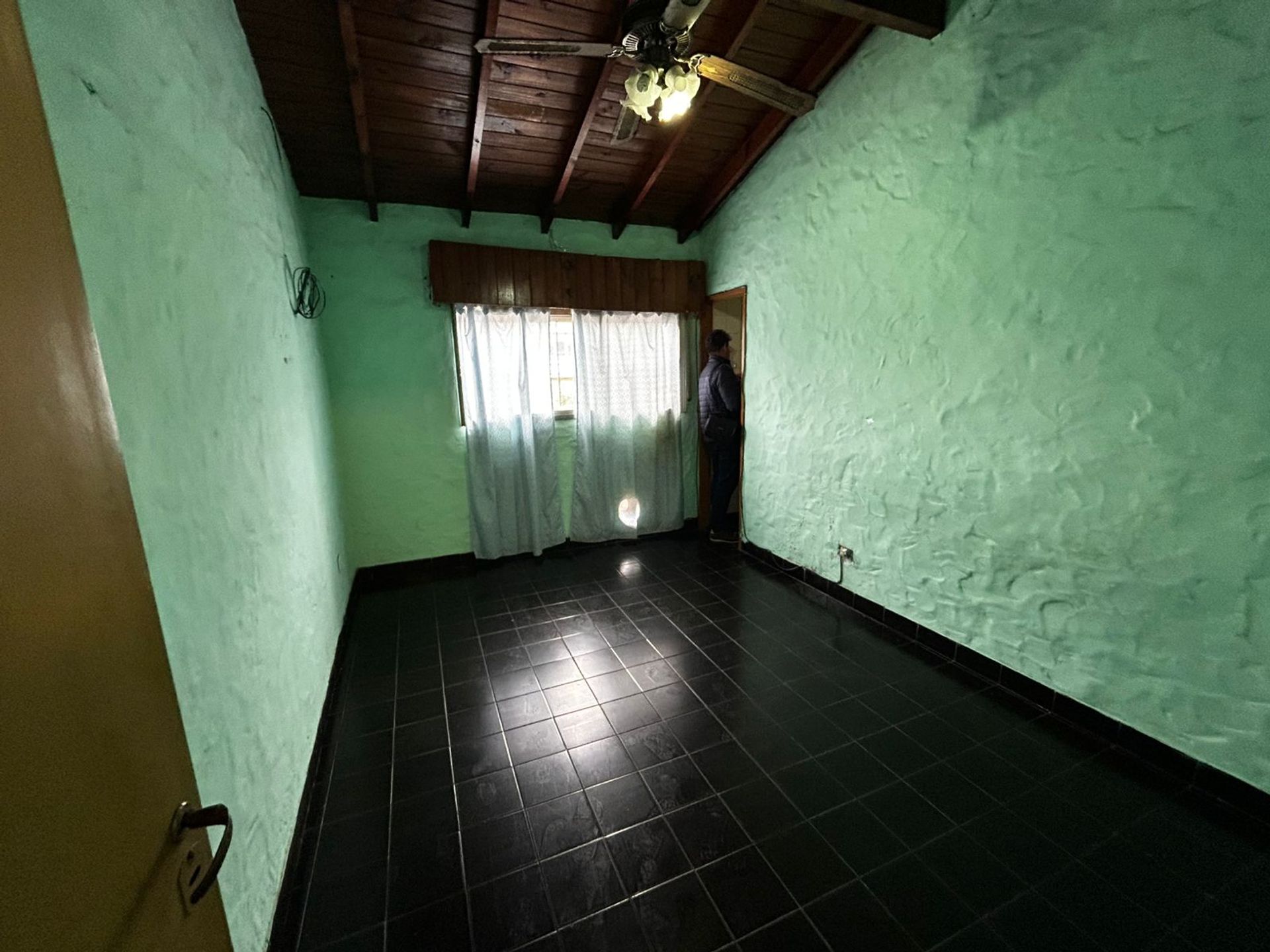 Venta Taller/Galpón Beccar + 7 Monoambientes Indep