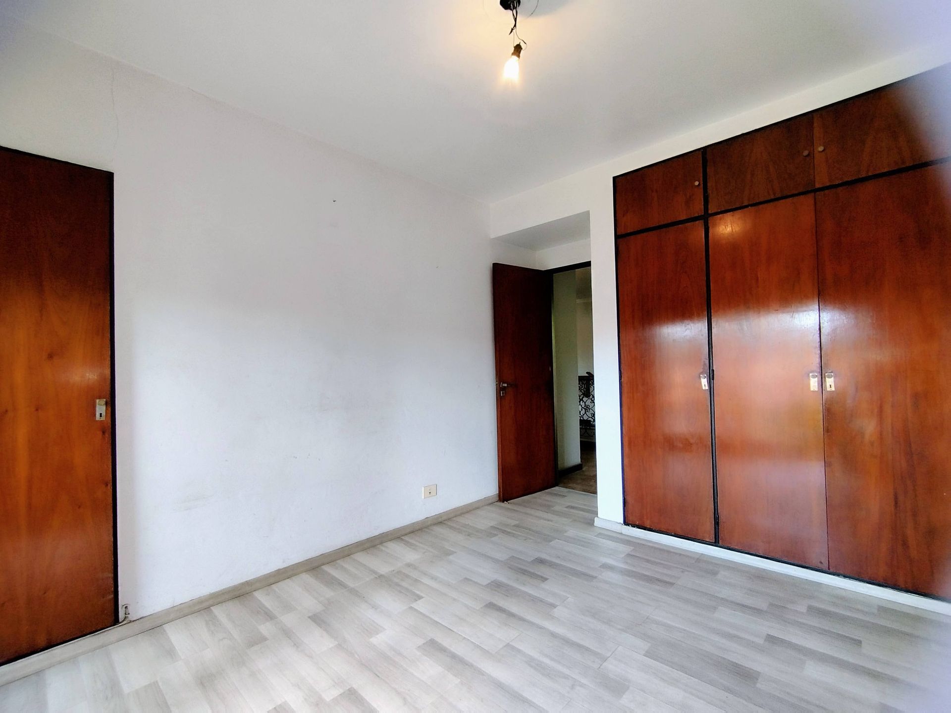 Casa 5 Amb Venta Martinez Con Jardin Cochera Doble