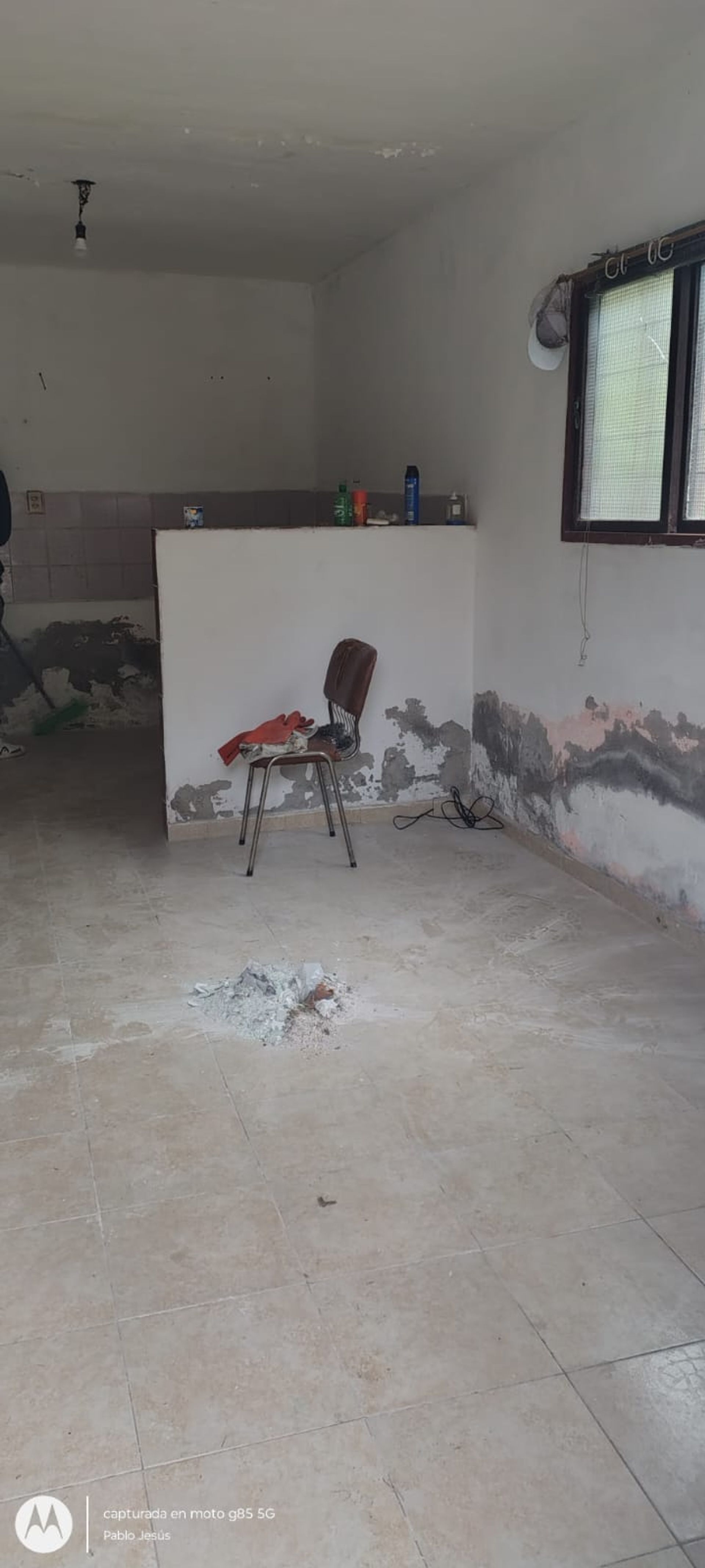 Lote con casa a refaccionar o demoler en Benavidez