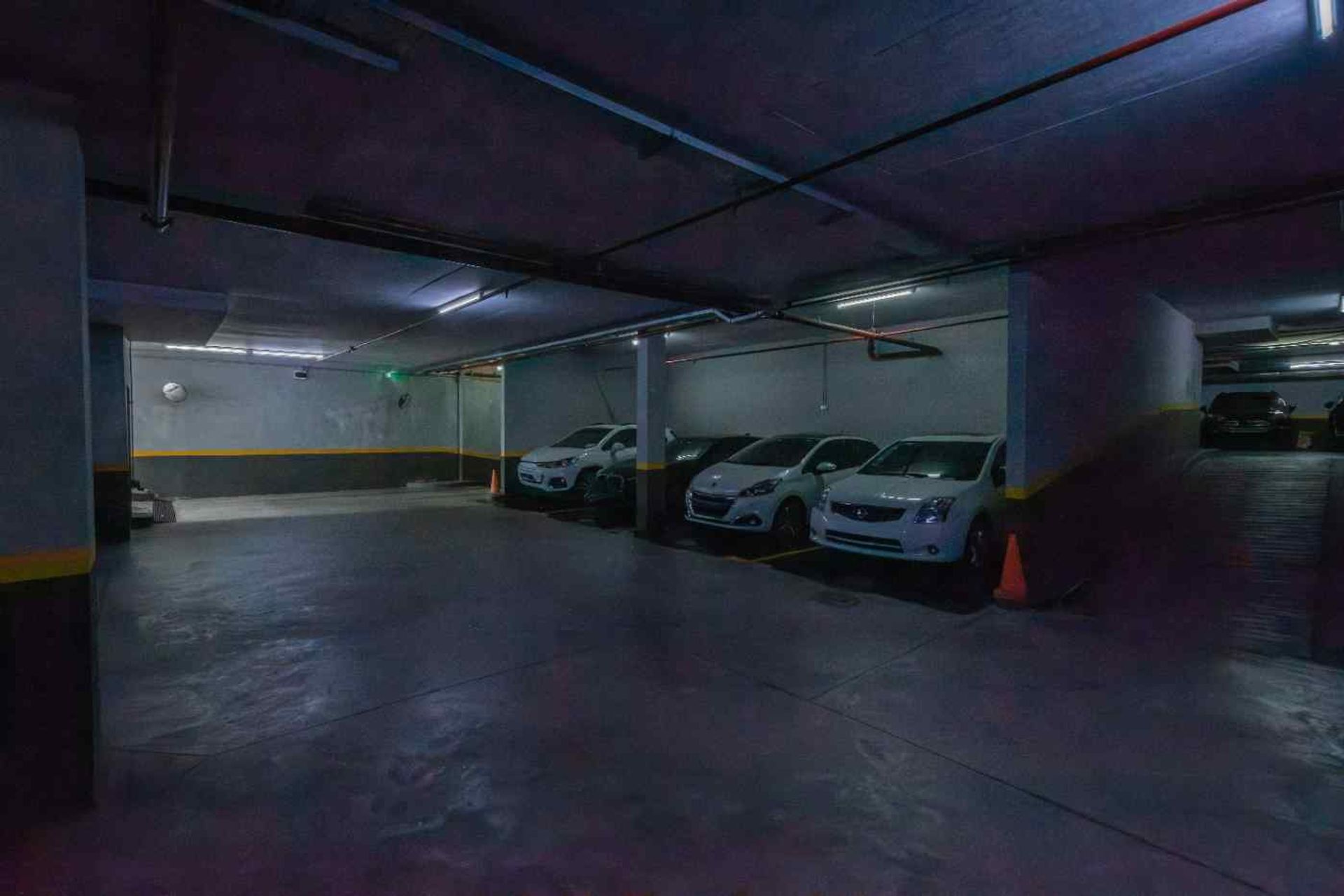 3 Amb con Cochera , Seguridad 24 hs y Amenities