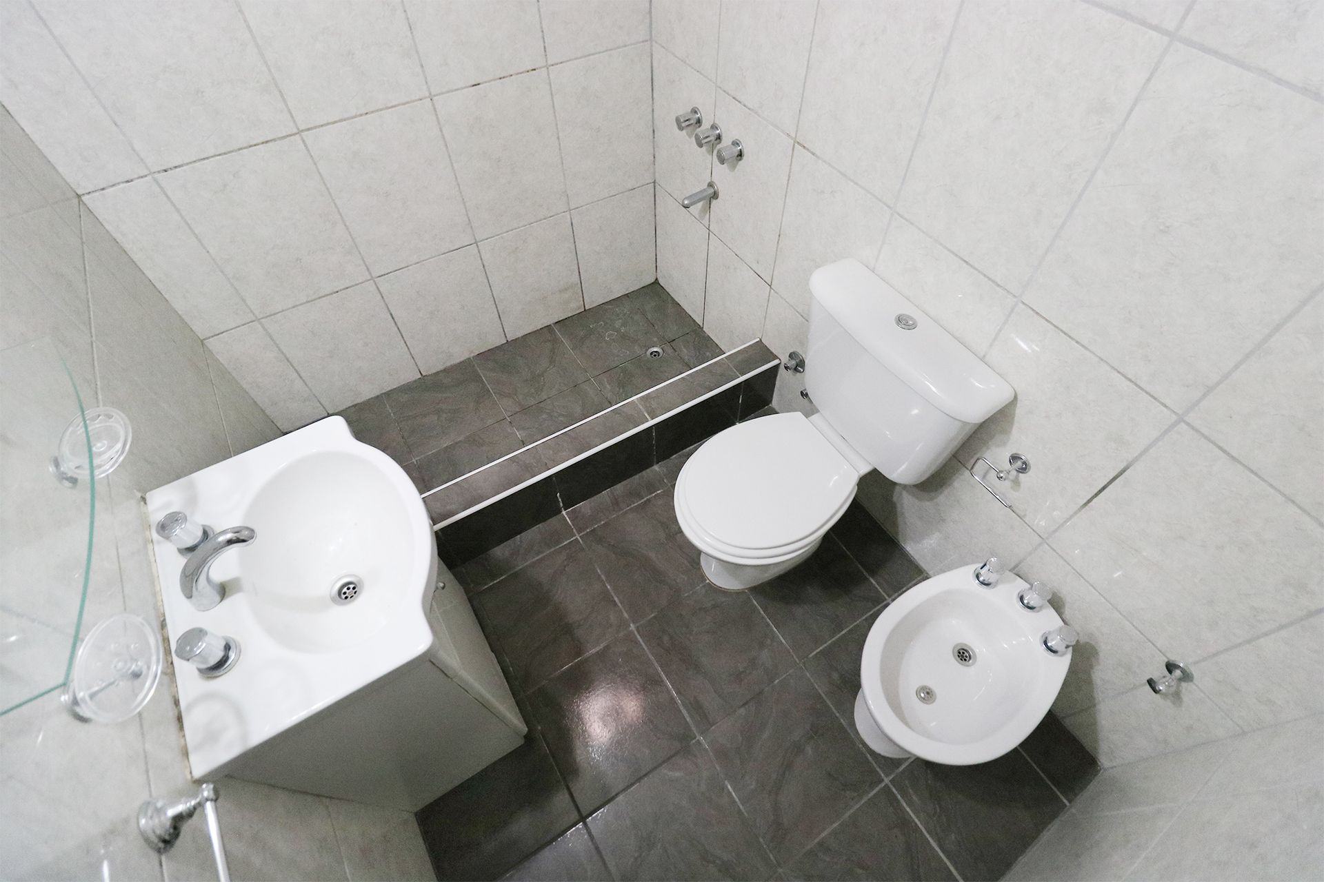 Venta Casa 3 amb en Martinez con patio y cochera!