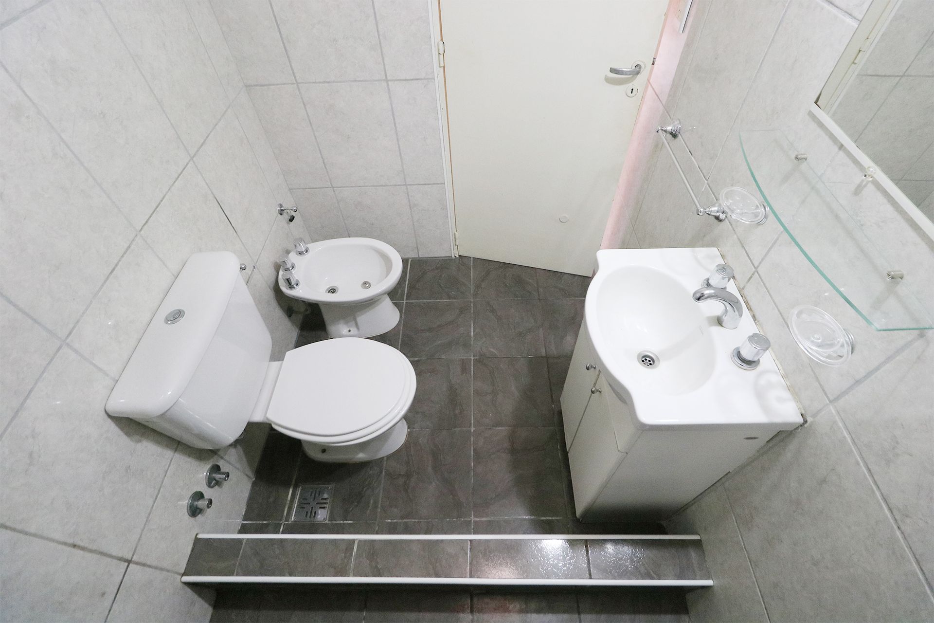 Venta Casa 3 amb en Martinez con patio y cochera!