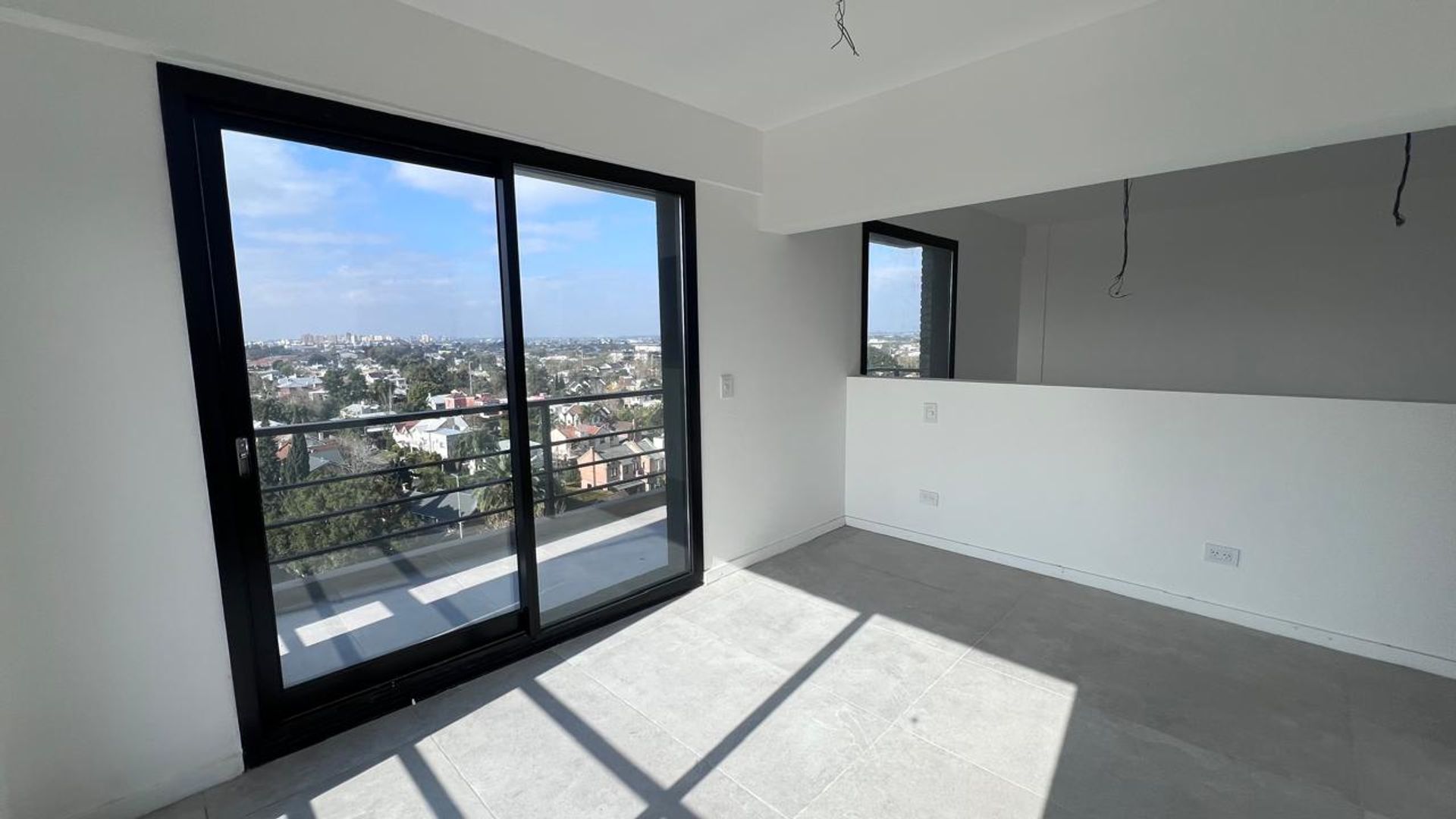 Venta Duplex 2 amb con cochera en Tigre Centro