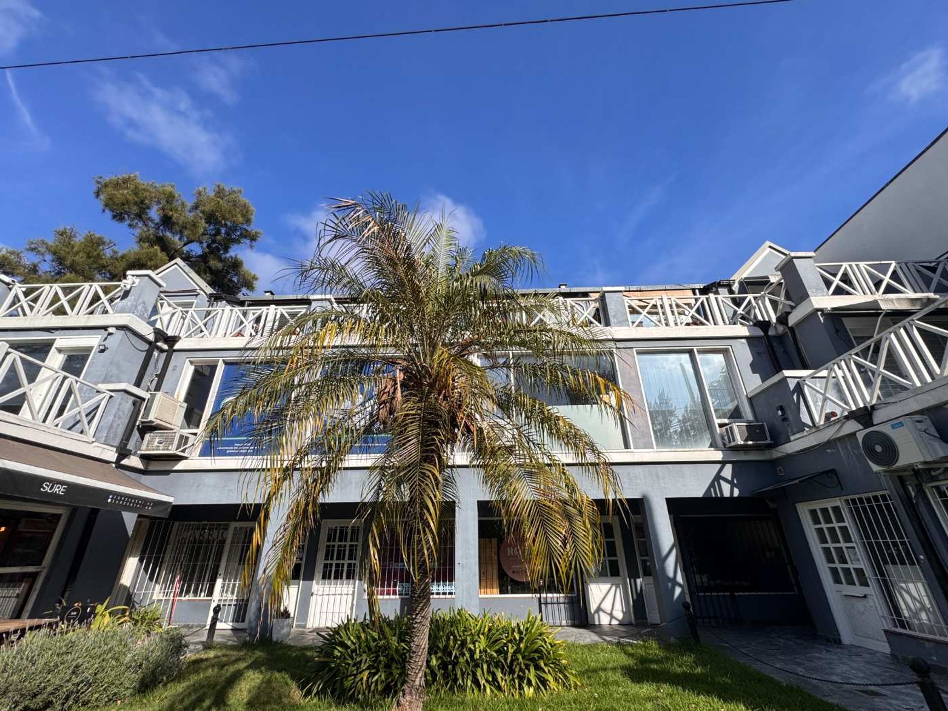 LOCAL Lomas de San Isidro