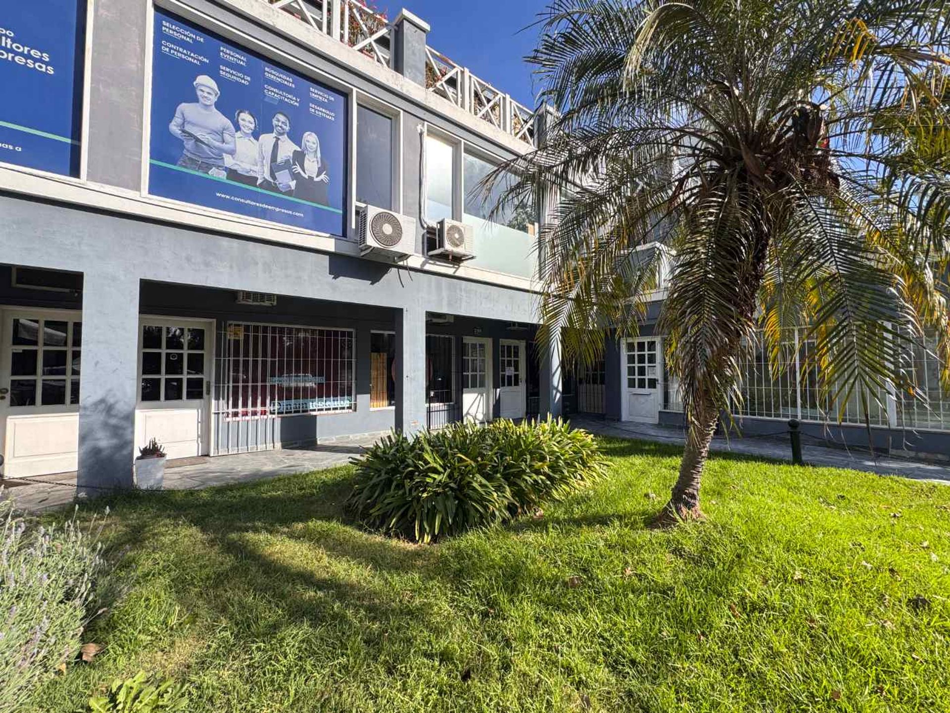 LOCAL Lomas de San Isidro