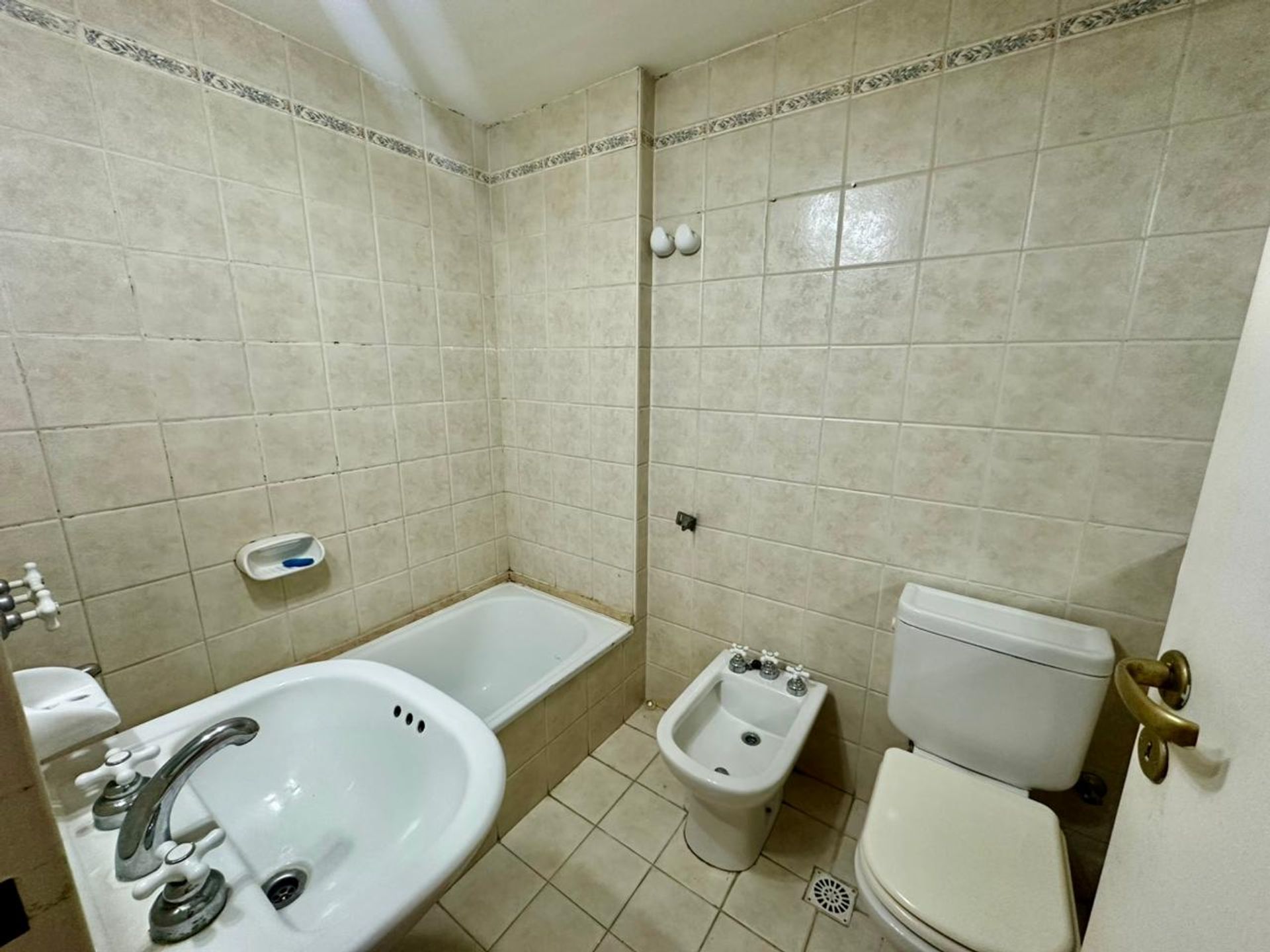 Venta 3 Ambientes San Isidro Centro Apto Credito
