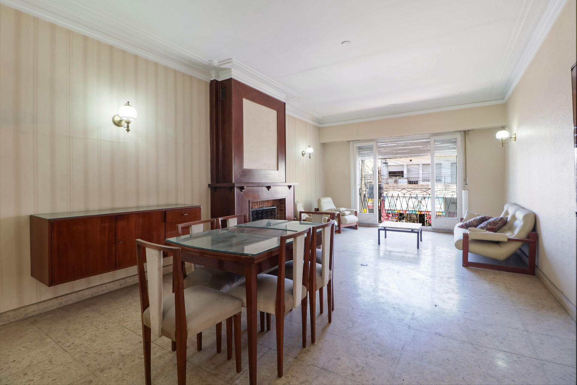VENTA 2 LOCALES COMERCIALES Y CASA 5 amb / PARQUE