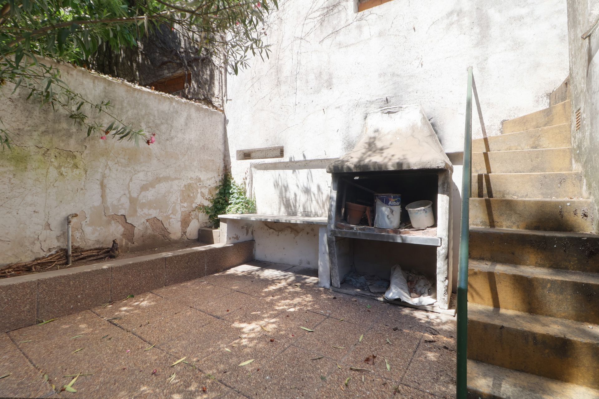 VENTA 2 LOCALES COMERCIALES Y CASA 5 amb / PARQUE