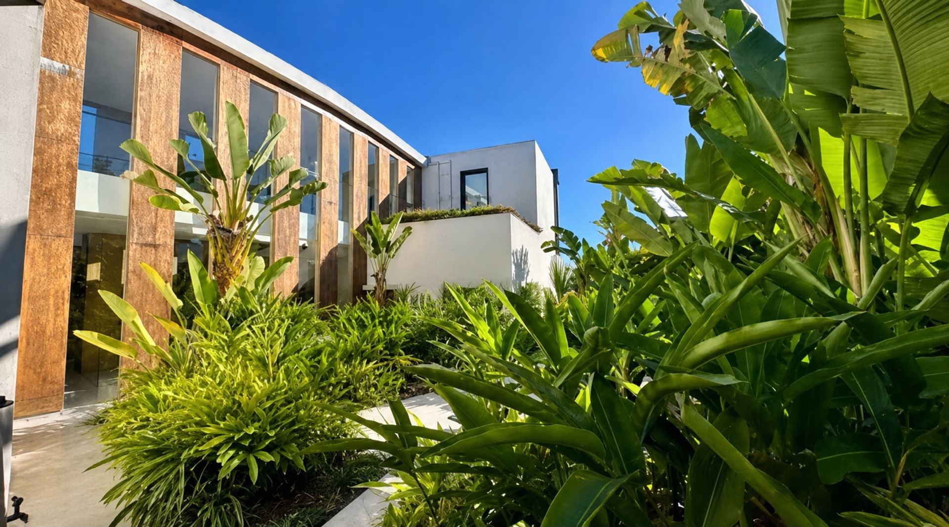 Alquiler CASA AMOBLADA al AGUA Corredor Bancalari
