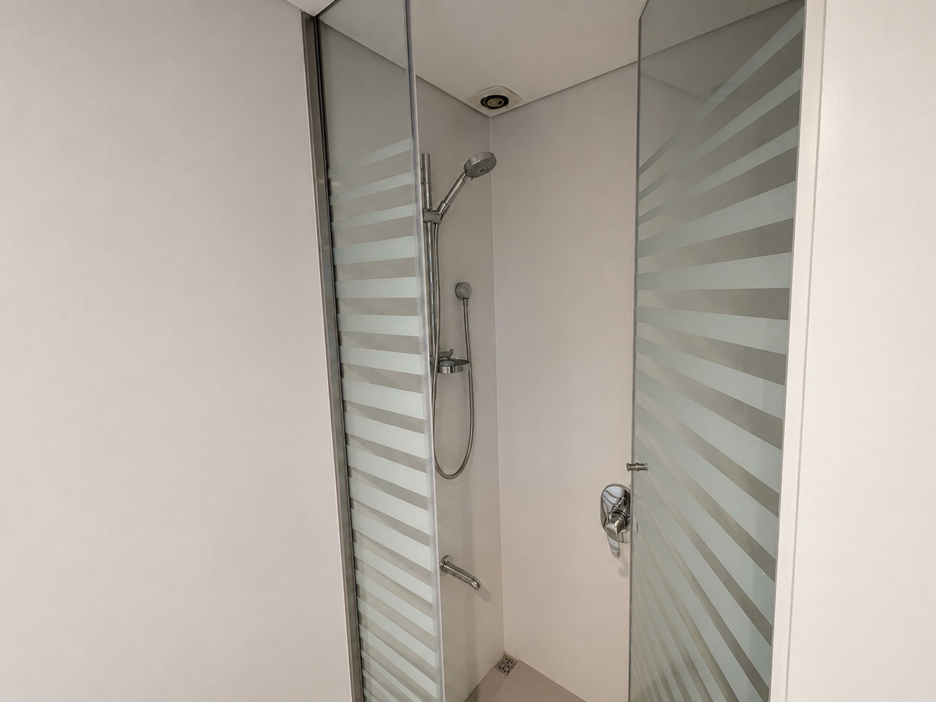 Venta Depto al RIO 3 ambientes convertido en 2