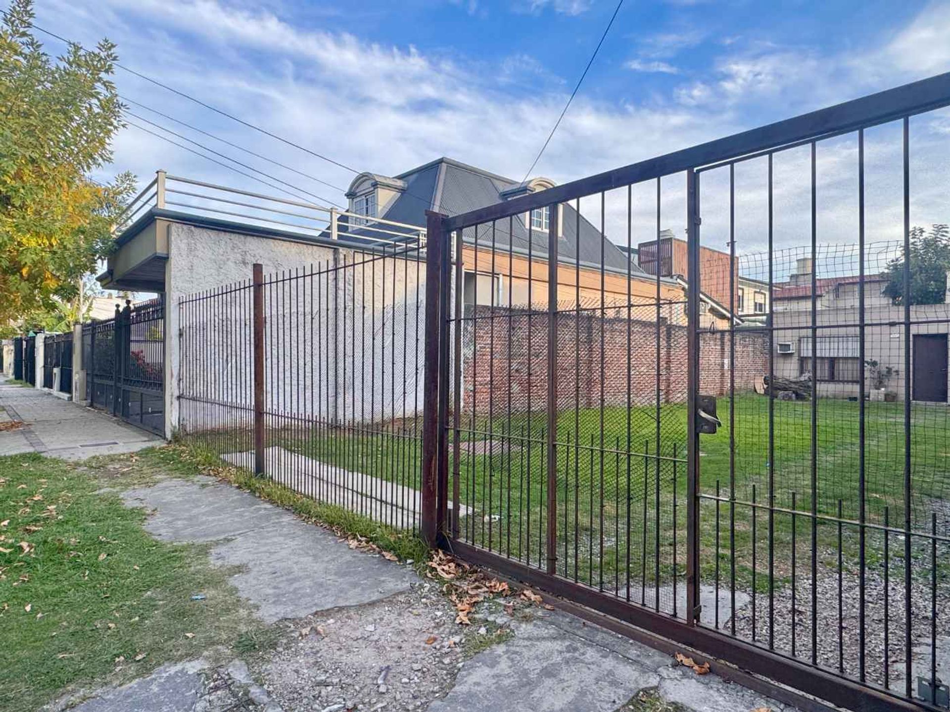 LOTE 320mts, Buena Ubicación