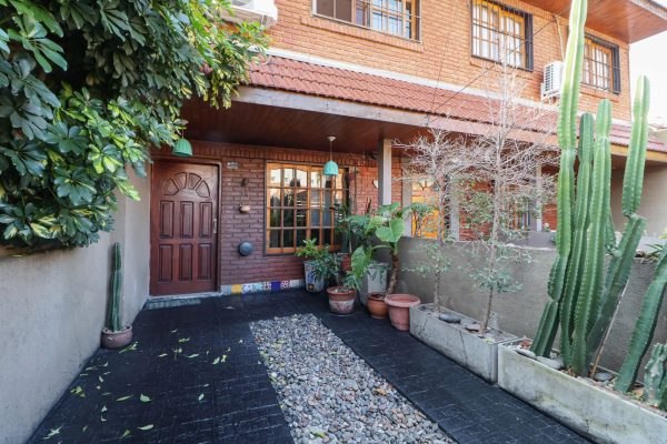 SALE PH 4 Rooms CARAPACHAY | Impeccable Condition!