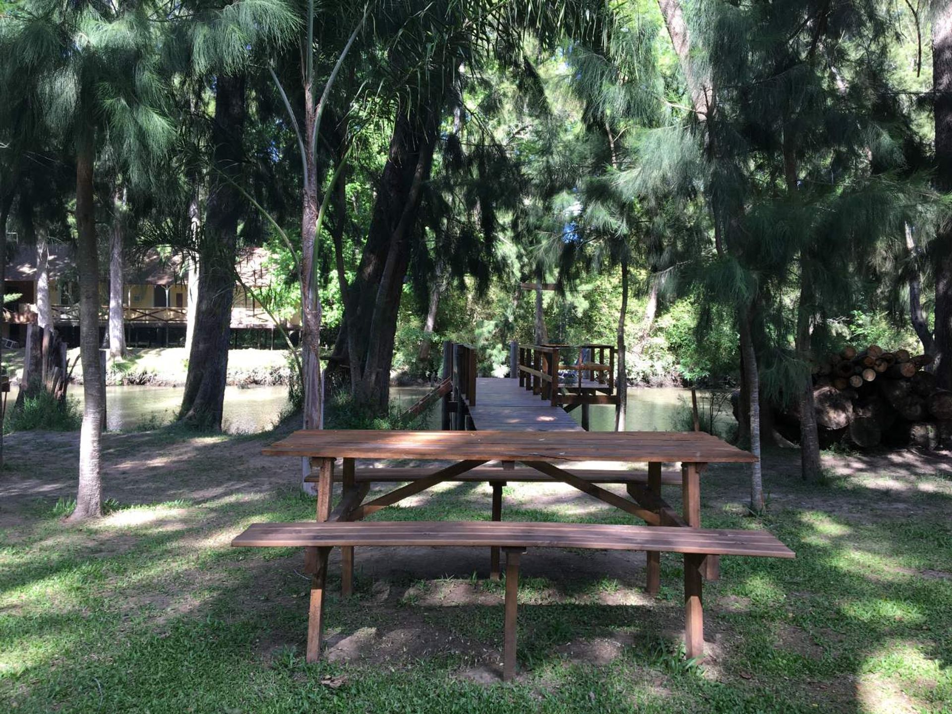 Casas en el Delta de Tigre. Complejo Turístico