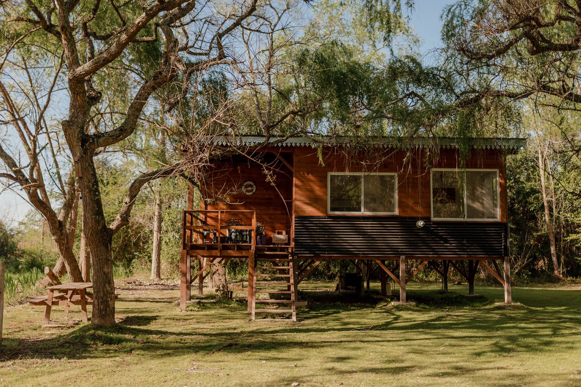 Venta Complejo Turístico 2 Casas Delta De Tigre