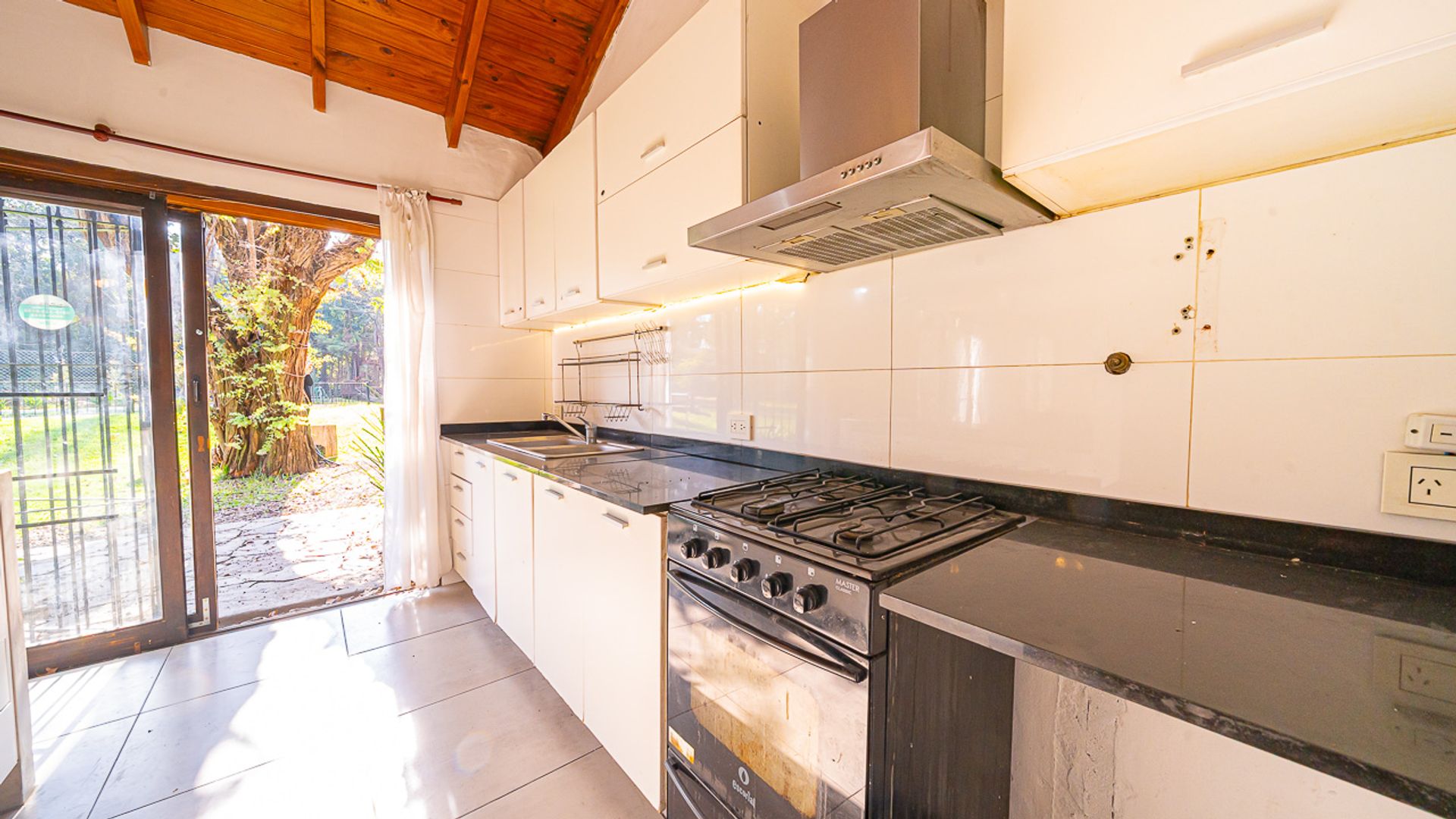 Casa 5 Ambientes En Talar De Pacheco Enorme Parque