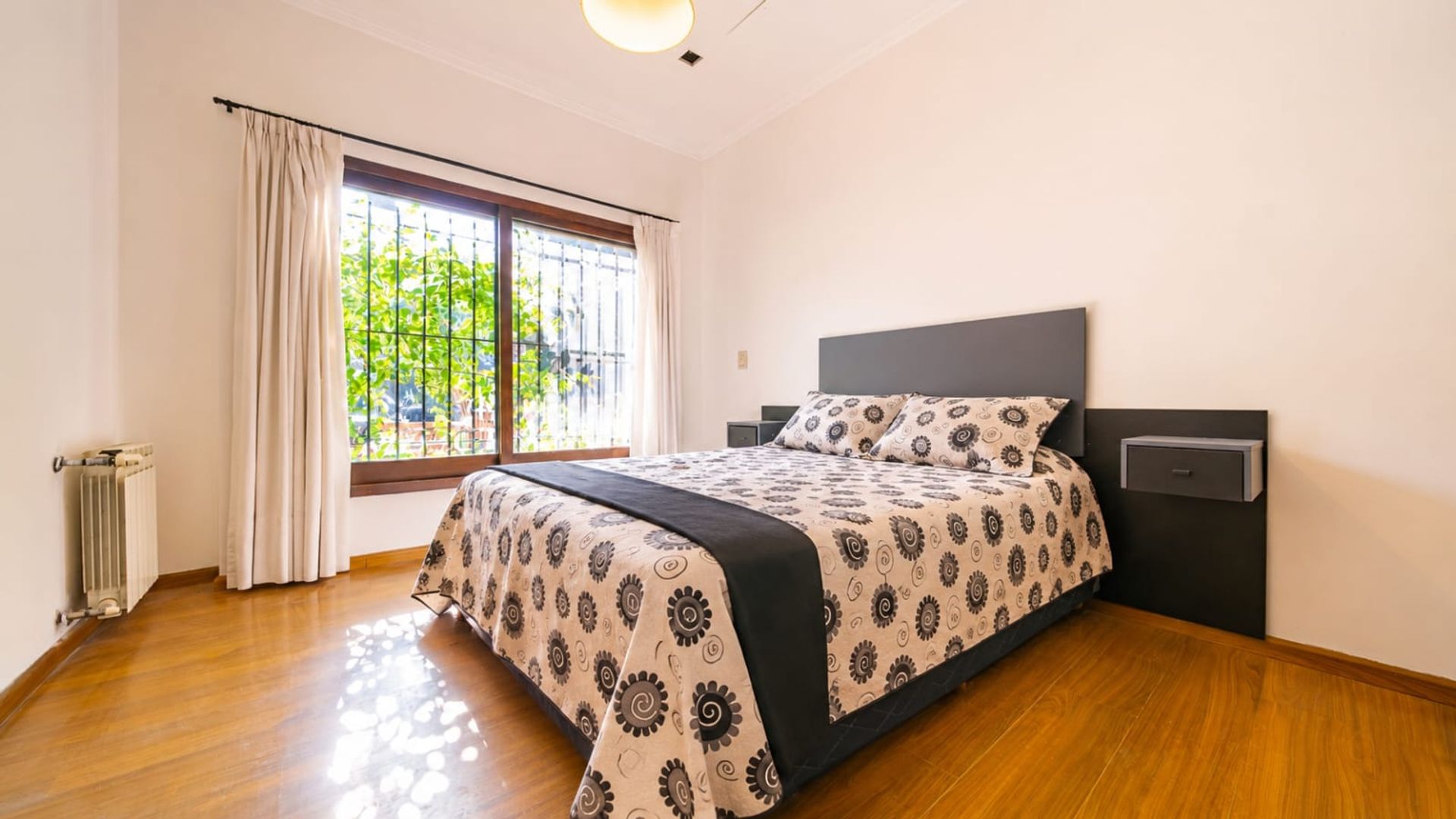 Casa 5 Ambientes En Talar De Pacheco Enorme Parque
