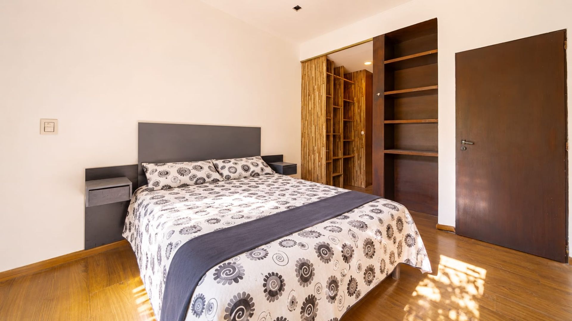 Casa 5 Ambientes En Talar De Pacheco Enorme Parque