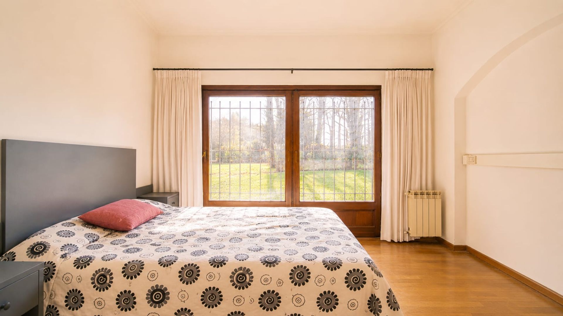 Casa 5 Ambientes En Talar De Pacheco Enorme Parque