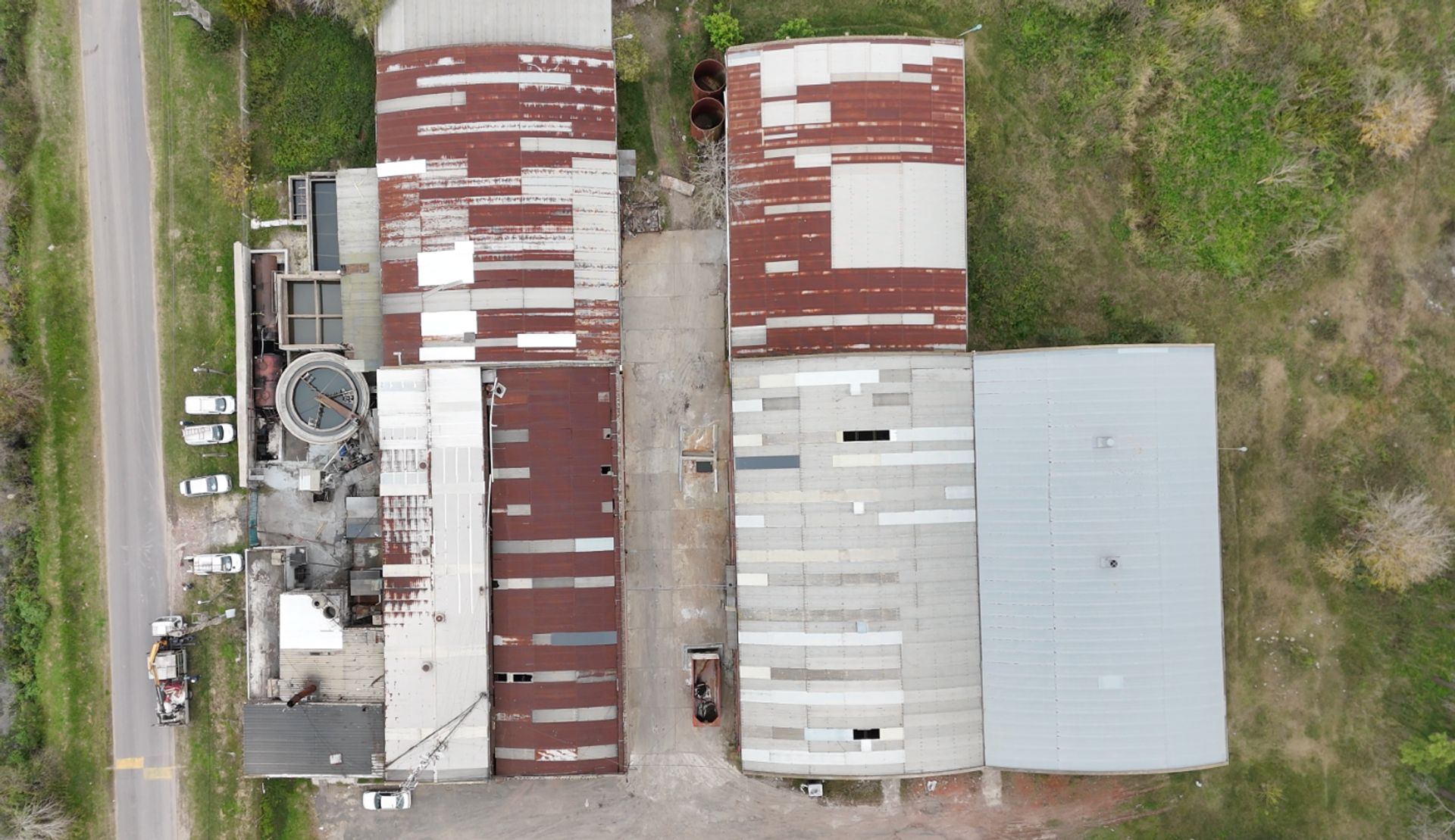 Depósitos/Galpones de 700M2, Z. Ind. Villa La Ñata