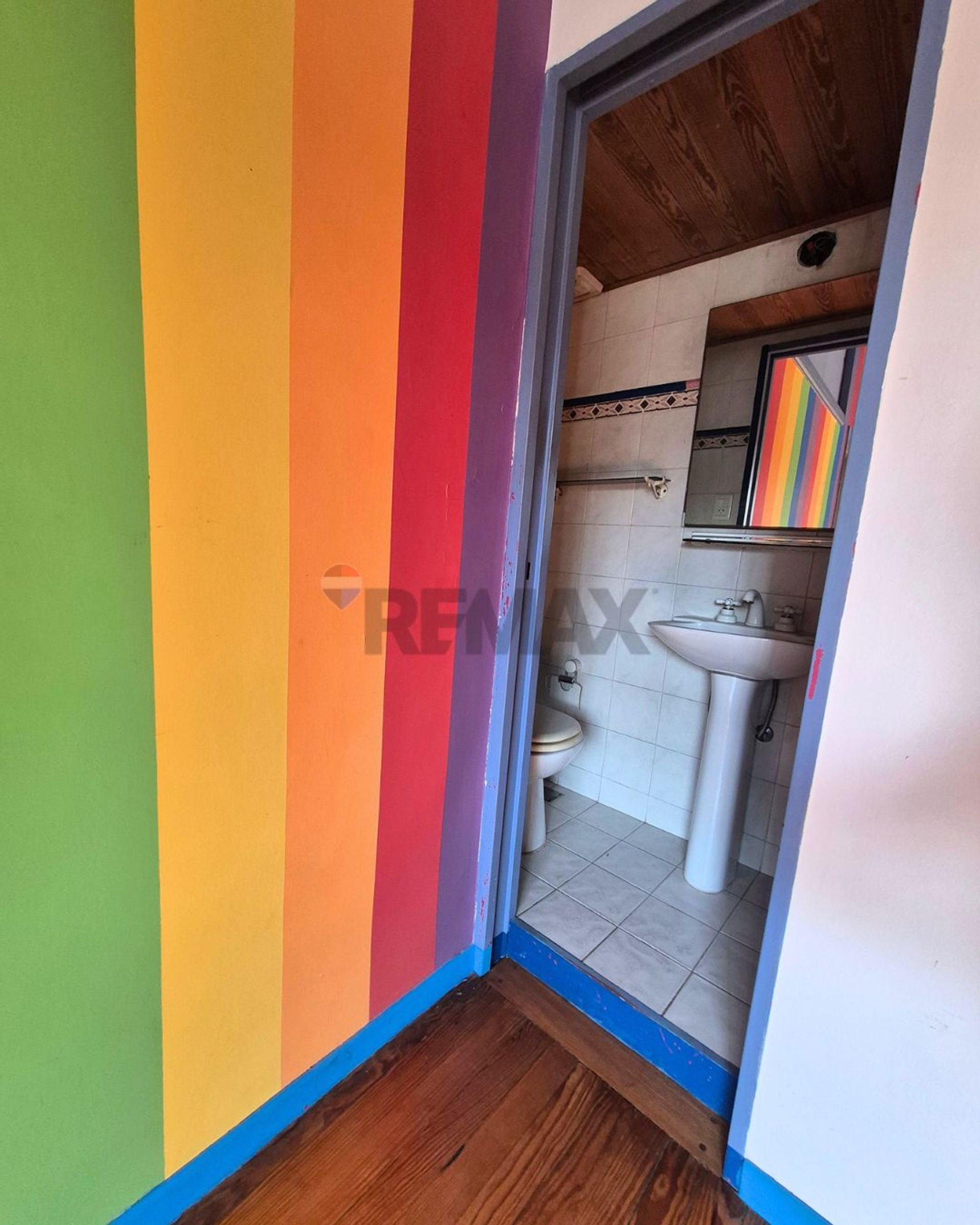 Venta Depto tipo casa 6 amb c/ gran terraza Olivos