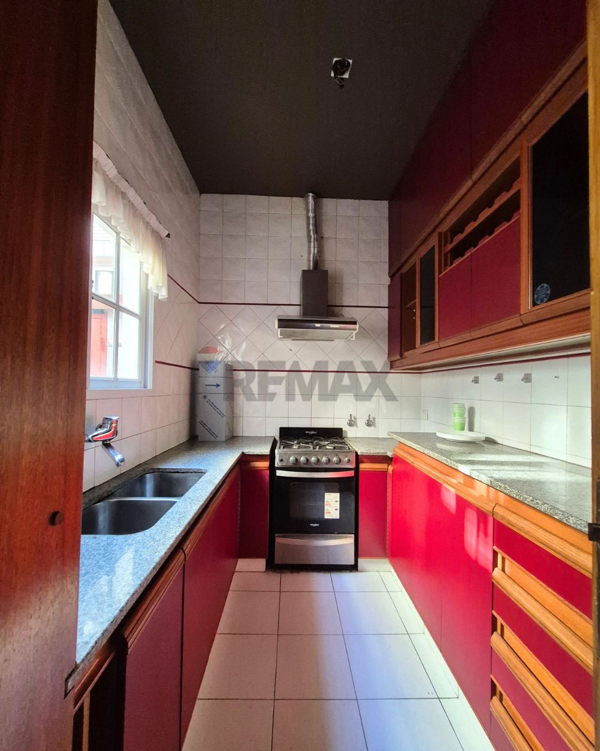 Venta Depto tipo casa 6 amb c/ gran terraza Olivos