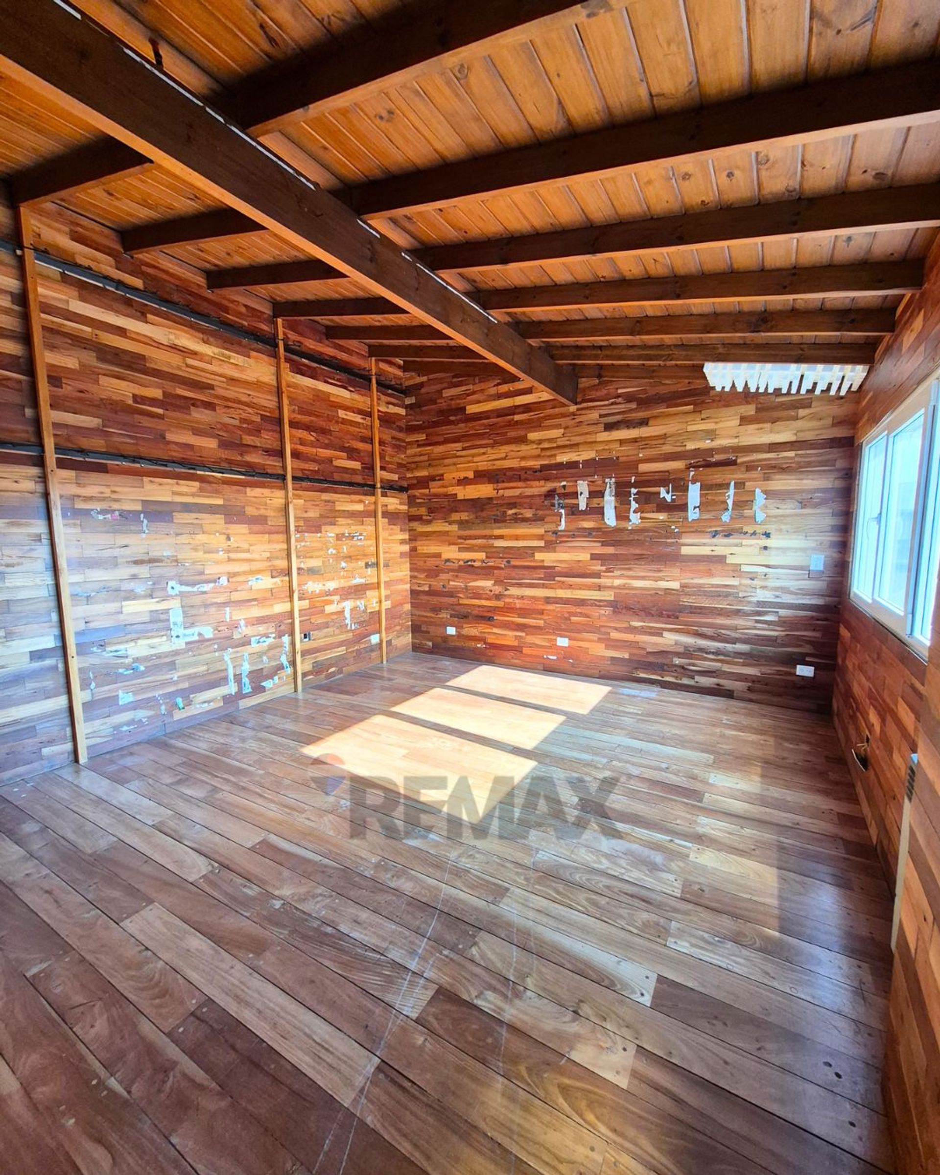 Venta Depto tipo casa 6 amb c/ gran terraza Olivos