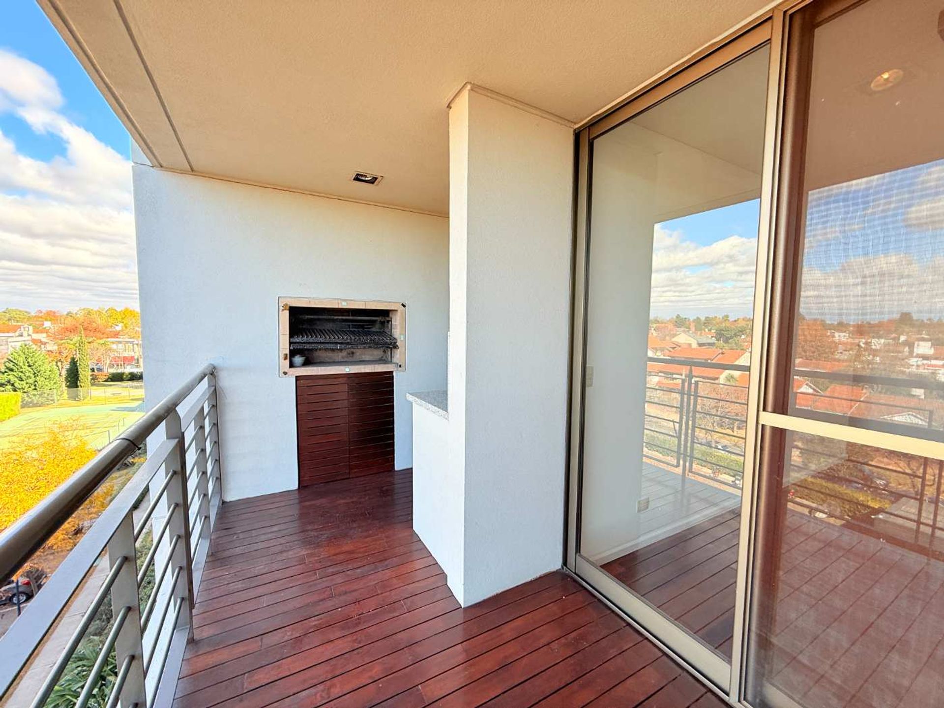 Depto. Loft C/Cochera. Vista Inmejorable