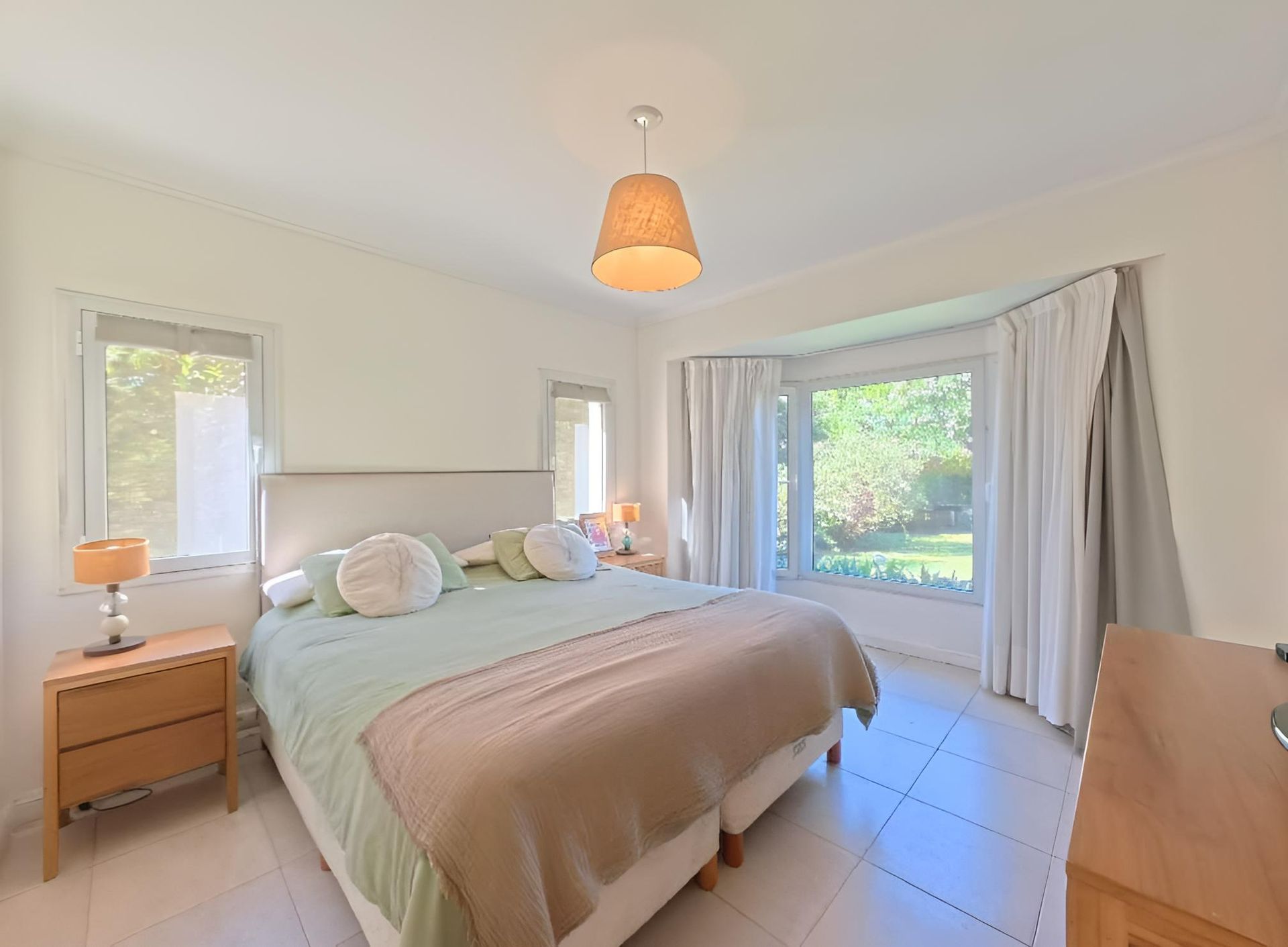 CASA-5 AMBIENTES-VENTA-Bo Co LA CHACRA-VICTORIA