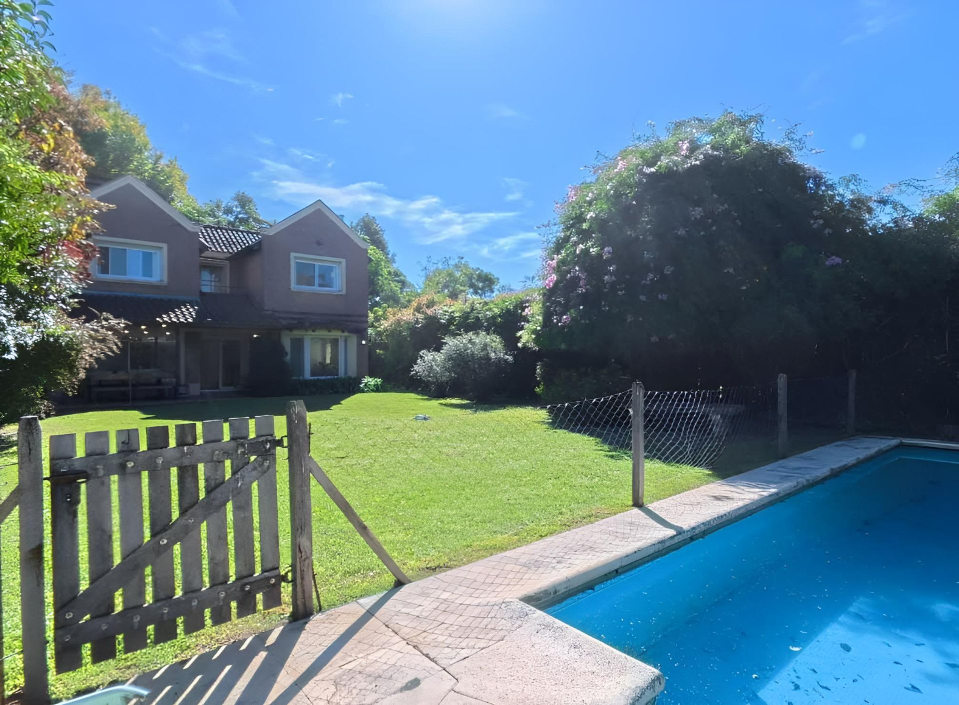CASA-5 AMBIENTES-VENTA-Bo Co LA CHACRA-VICTORIA