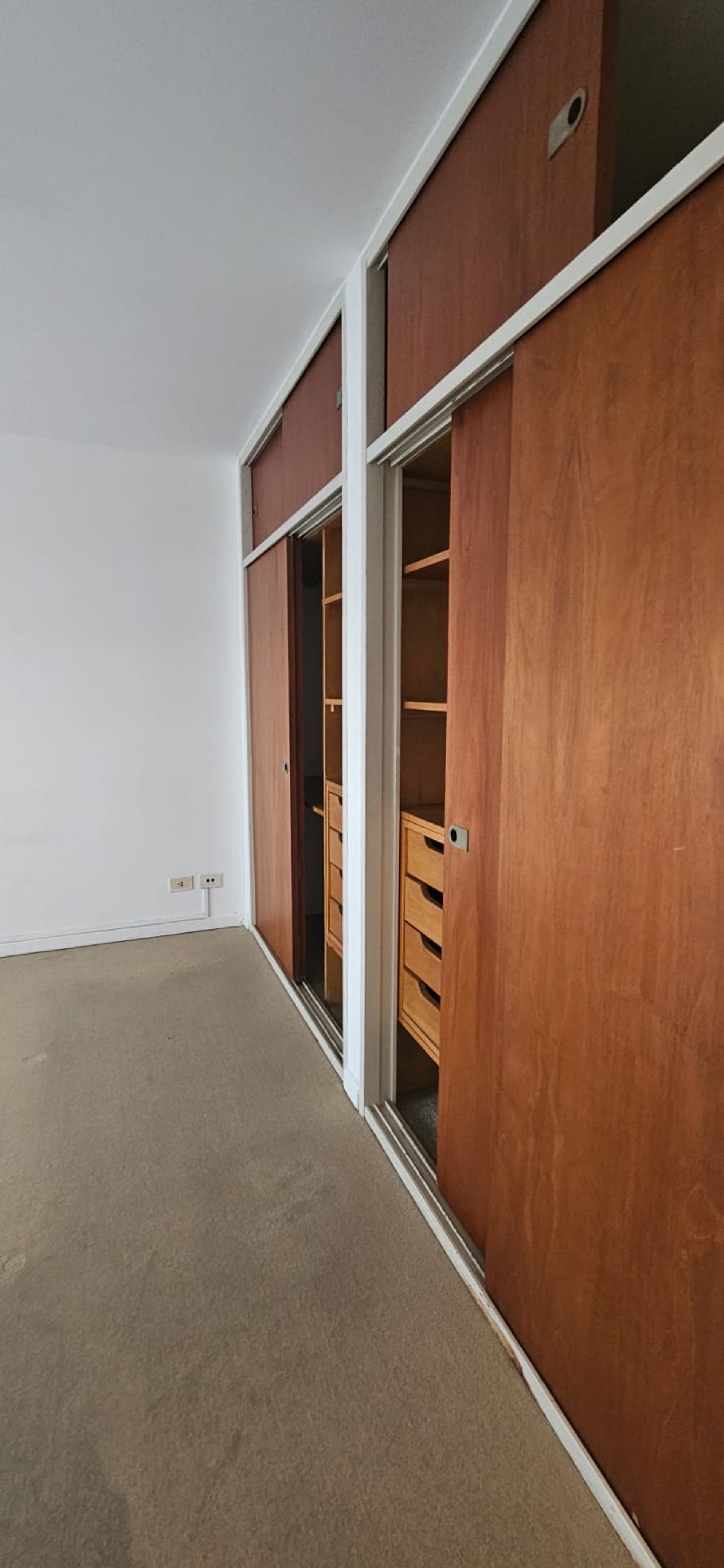 Departamento En Alquiler San Isidro Con Cochera