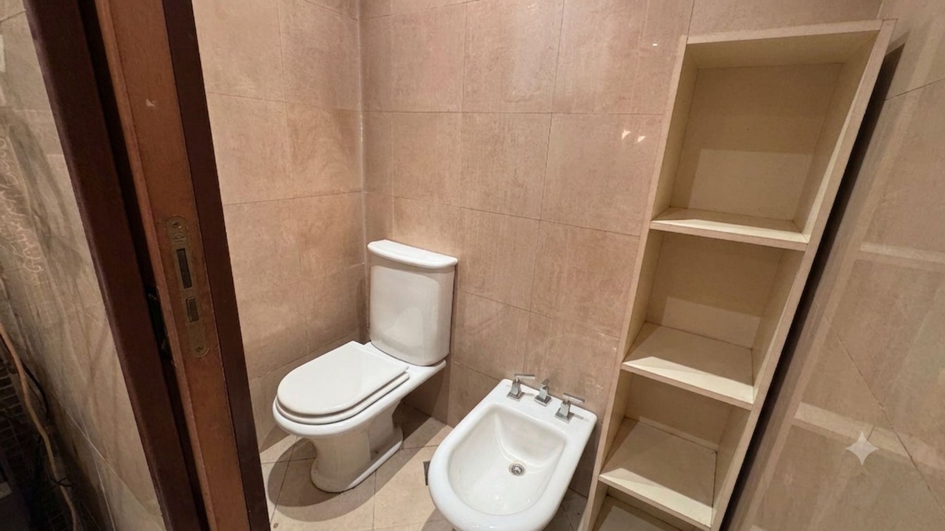 Casa en venta San Isidro | 3 dorm. suit y cochera