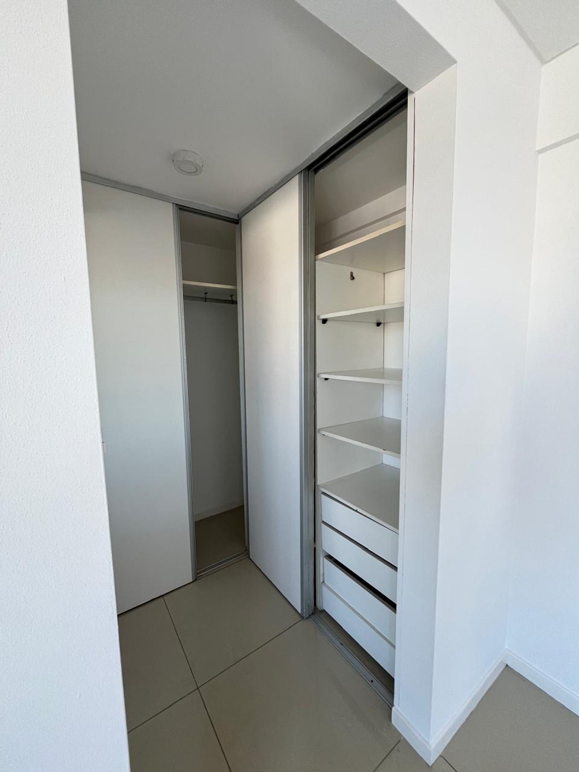 Alquiler Monoambiente En Beccar Con Balcon/Cochera