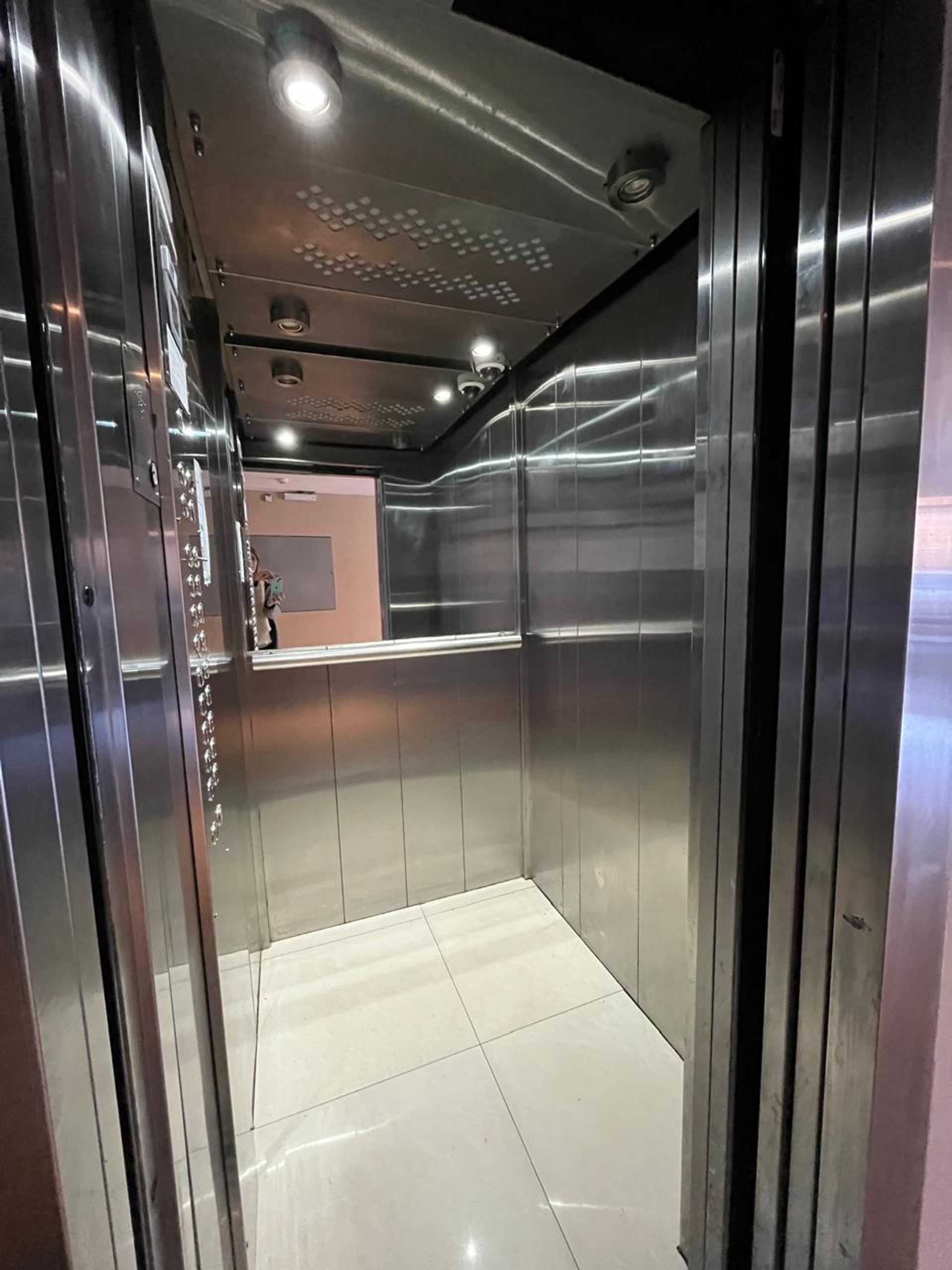 Alquiler Monoambiente En Beccar Con Balcon/Cochera